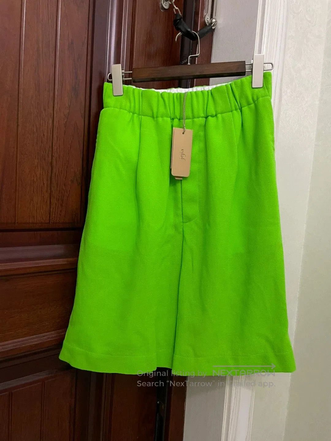 Japanese Brand Jejia Green Bermuda Shorts for Sale. Size US 26 / EU 42 - 1 Thumbnail