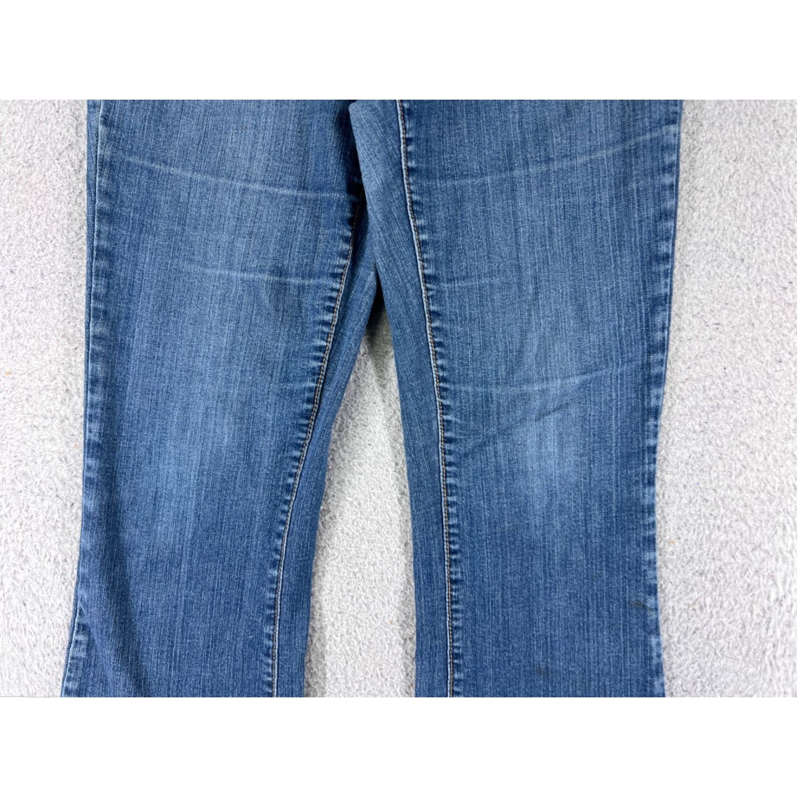 Vintage L.L. Bean Women's Blue Denim Bootcut Jeans Pants 4 Mid Rise 27 Inch Inseam Stretch Cotton Blend Size 27" / US 4 / IT 40 - 3 Thumbnail