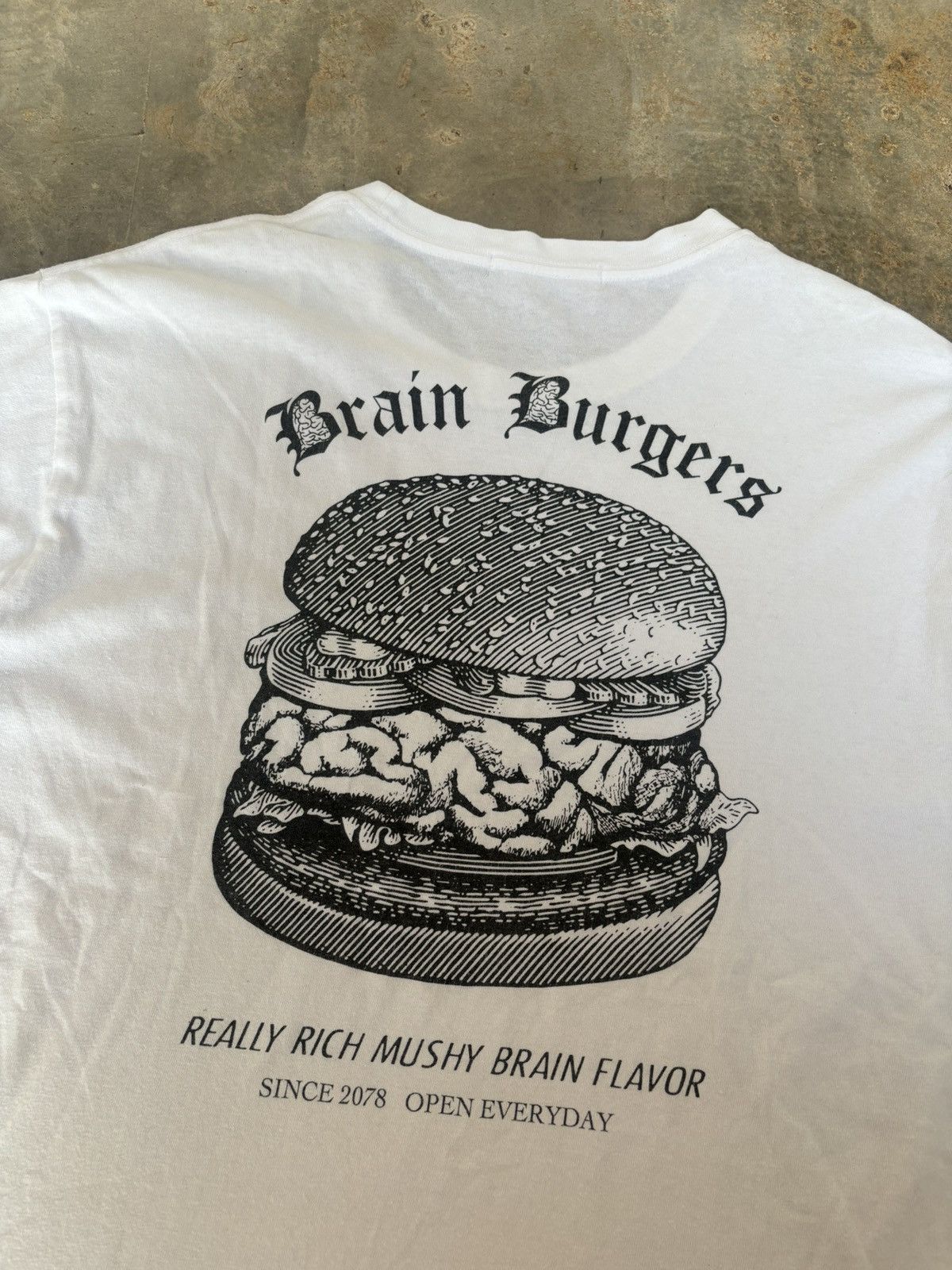 Undercover Undercover Brain Burgers Tshirt Size US L / EU 52-54 / 3 - 4 Thumbnail