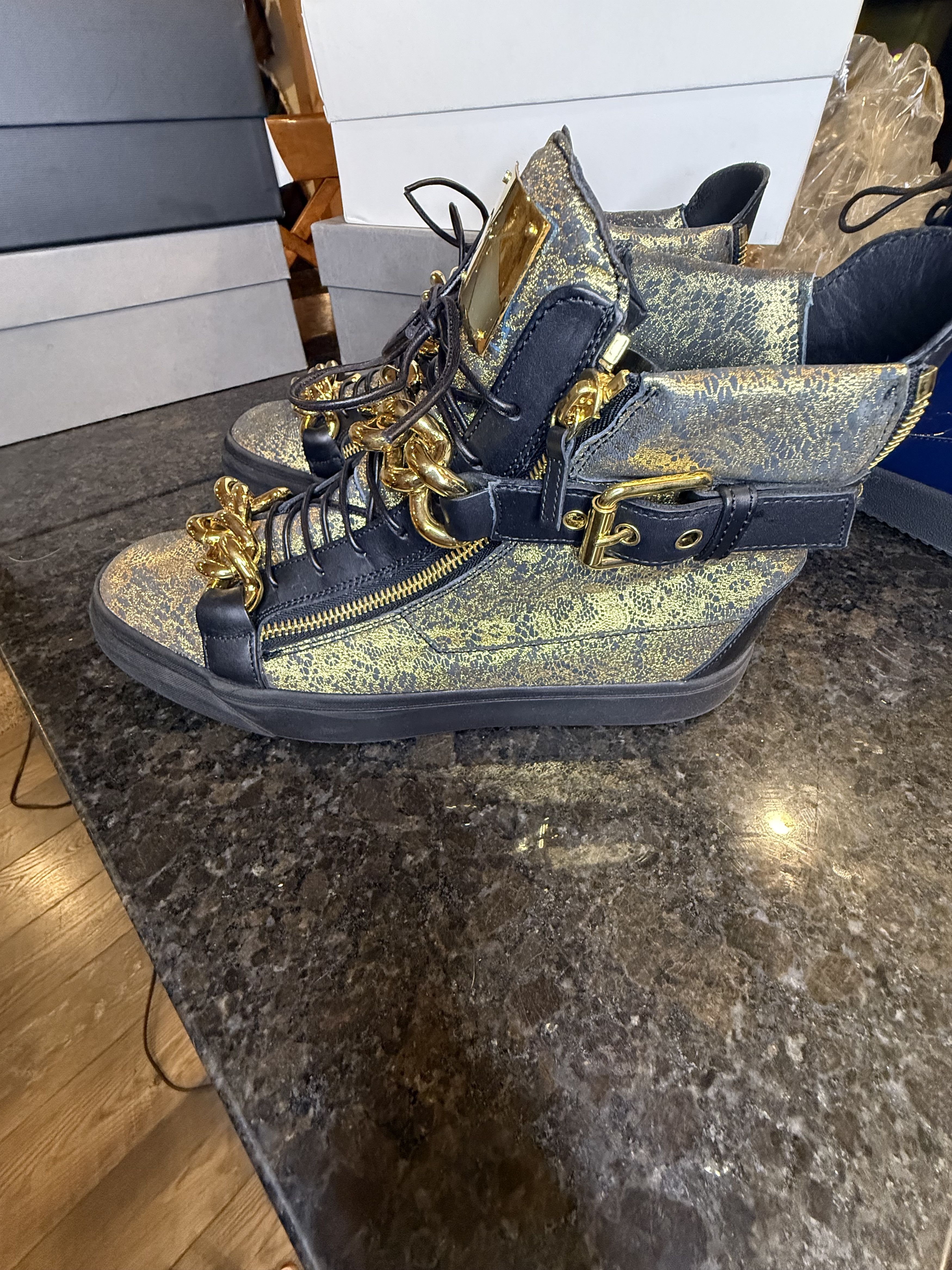 Giuseppe Zanotti BLK/GLD chain Giuseppe sneakers Size US 15 / EU 48 - 2 Thumbnail
