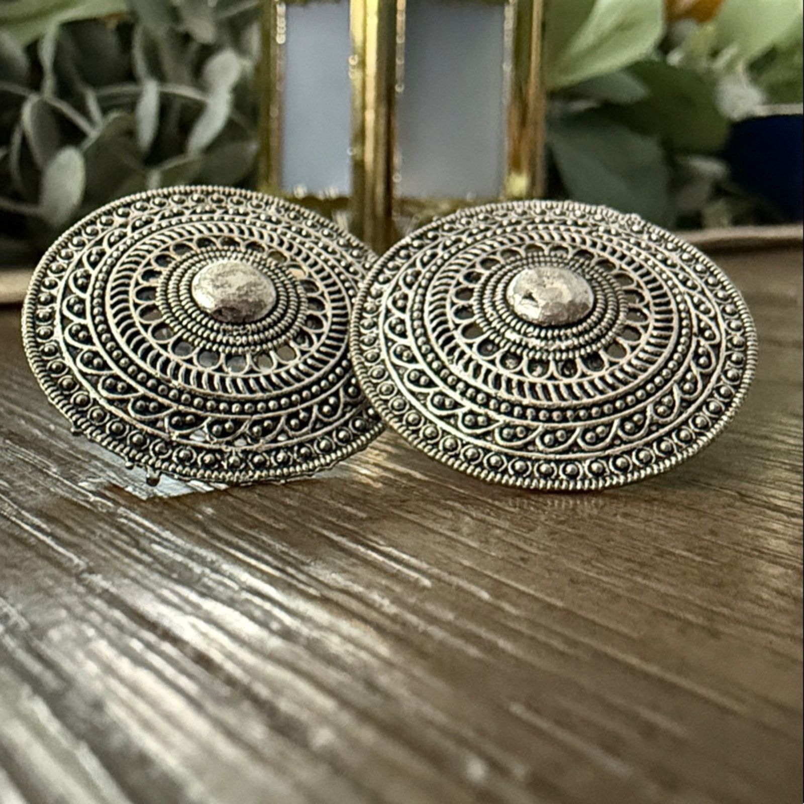 & Other Stories Ethnic Tribal Oxidized Silver Plated Round Stud Earrings Size ONE SIZE - 8 Thumbnail