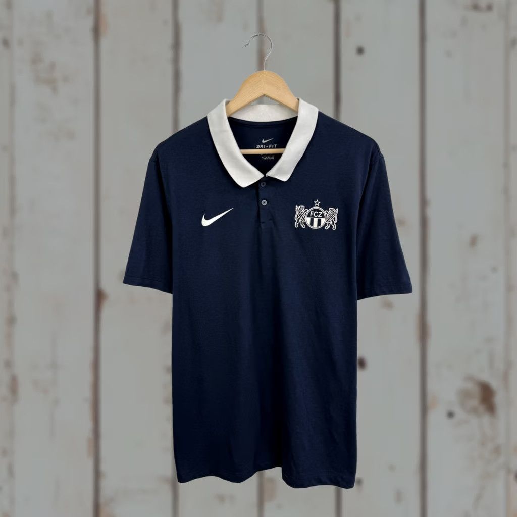 Nike Nike FCZ Zurich Switzerland Suisse Swiss Soccer T-Shirt XL Dark Blue Mens VINTAGE Size US XL / EU 56 / 4 - 1 Thumbnail