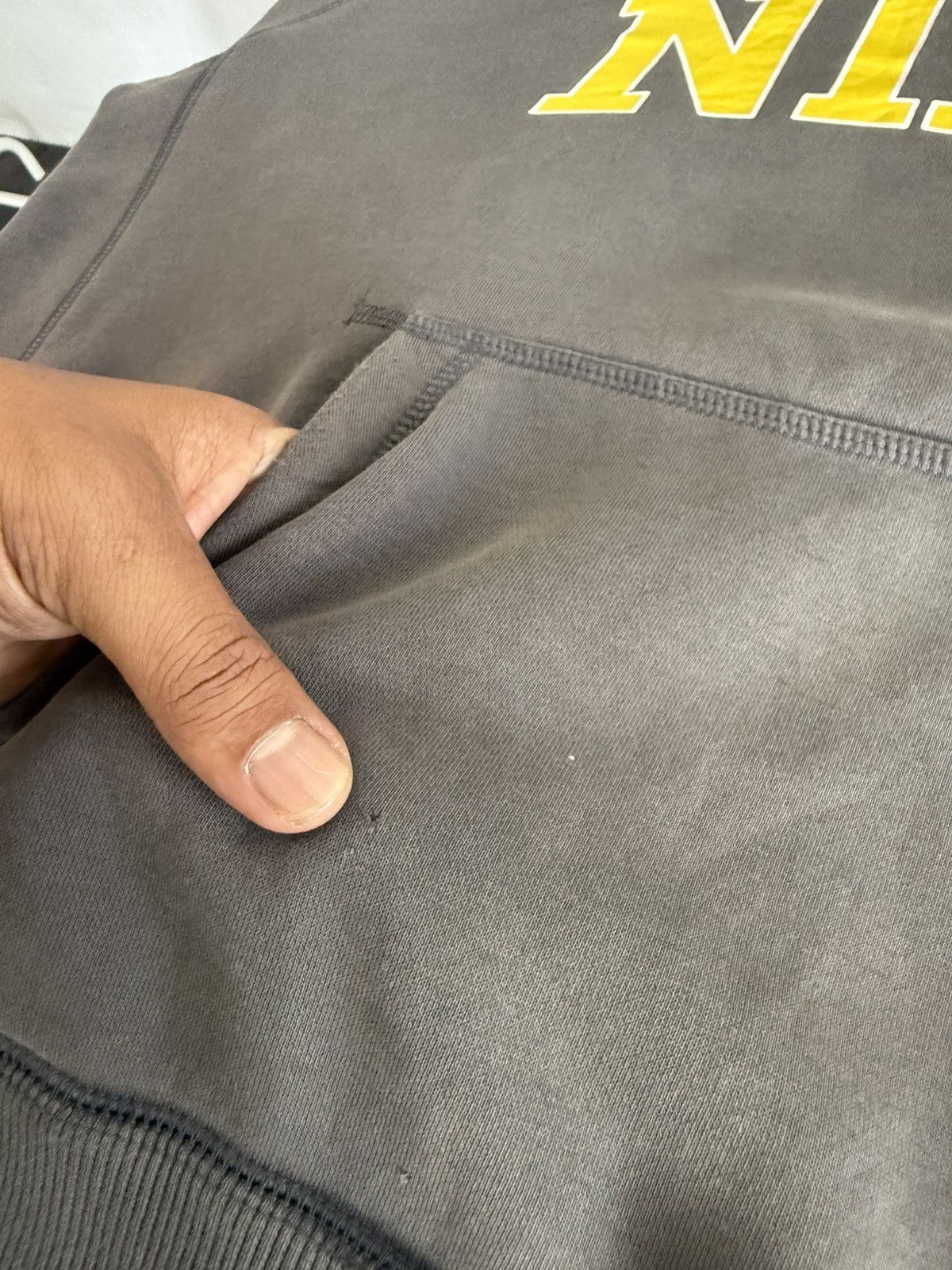 Nike 🔥 Nike Big Logo Spellout Faded Grey Sweatshirt hoodie - L Size US L / EU 52-54 / 3 - 7 Thumbnail