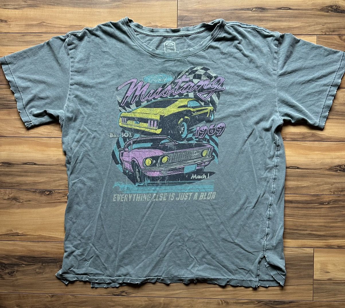 Vintage Ford Mustang 1969 Short Sleeve Tee Size M / US 6-8 / IT 42-44 - 1 Thumbnail