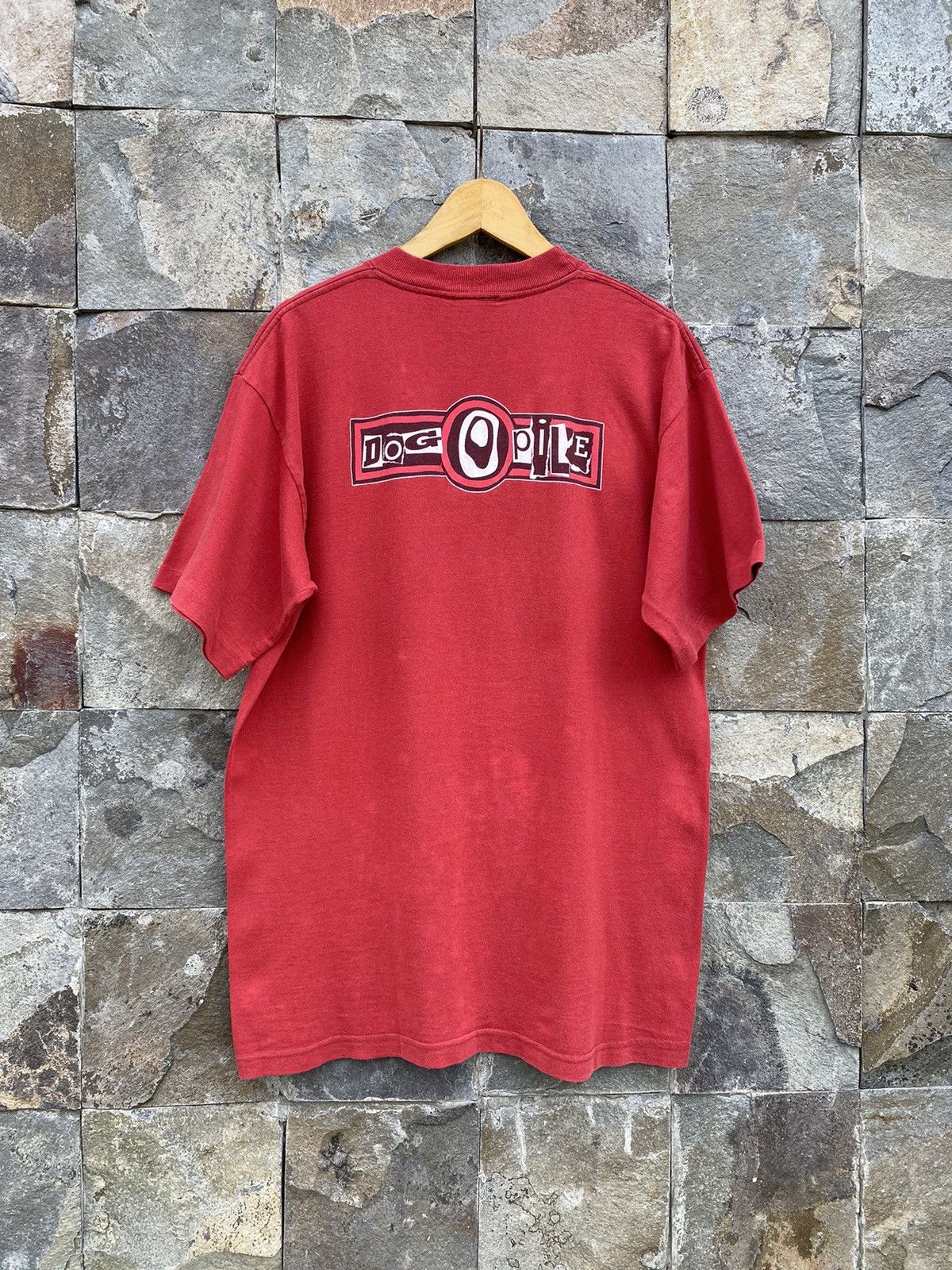 Santa Cruz Skateboards Vintage 90s Dogpile Skateboard Shirt Size US L / EU 52-54 / 3 - 1 Thumbnail