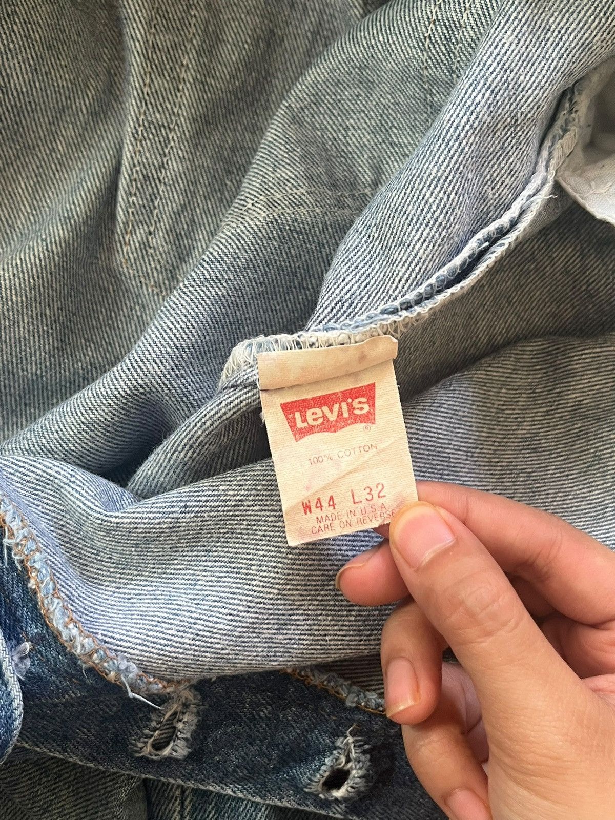 Levi's Vintage 90s Levis 501xx Frayed Baggy Jean Shorts Jorts Size US 40 / EU 56 - 5 Thumbnail