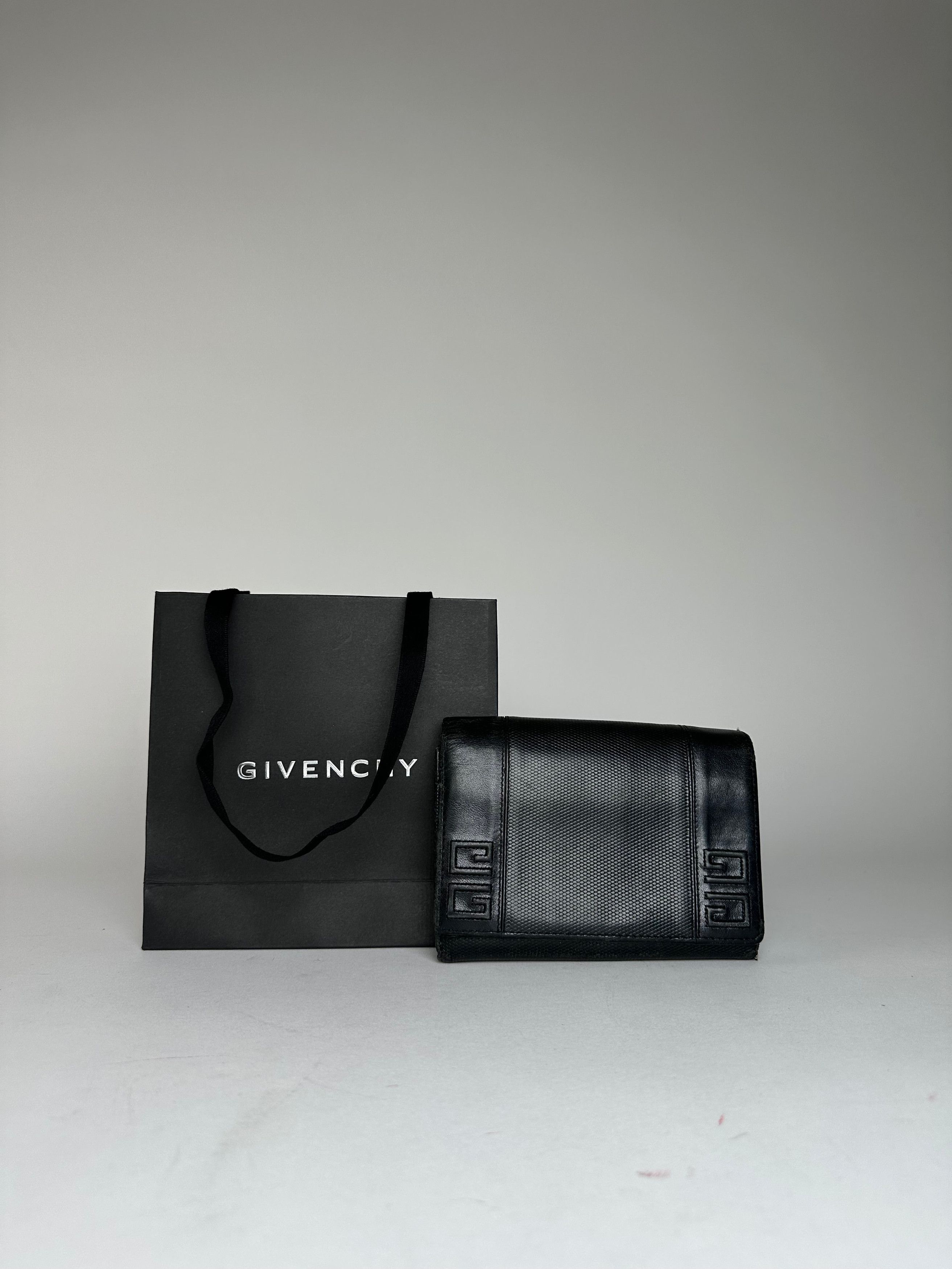 Givenchy Vintage Leather Wallet Black Size ONE SIZE - 1 Thumbnail