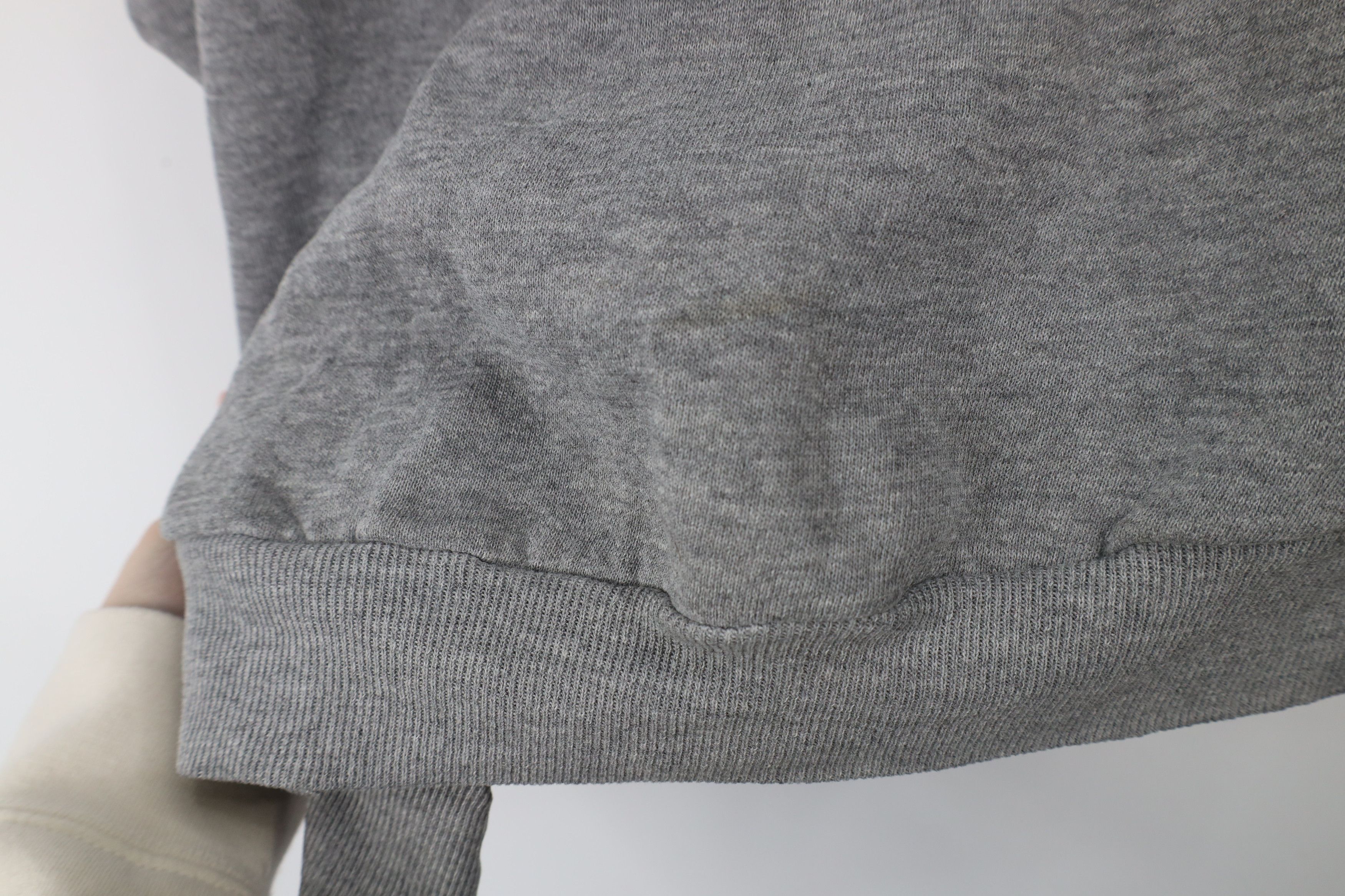 Vintage Vintage 90s Streetwear Crewneck Sweatshirt Heather Gray USA Size US XL / EU 56 / 4 - 6 Thumbnail