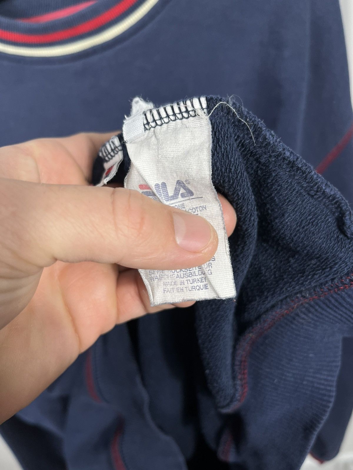 Fila Fila Vintage Sweatshirt Big Logo Navy Crewneck Size L Jumper Size US L / EU 52-54 / 3 - 9 Thumbnail