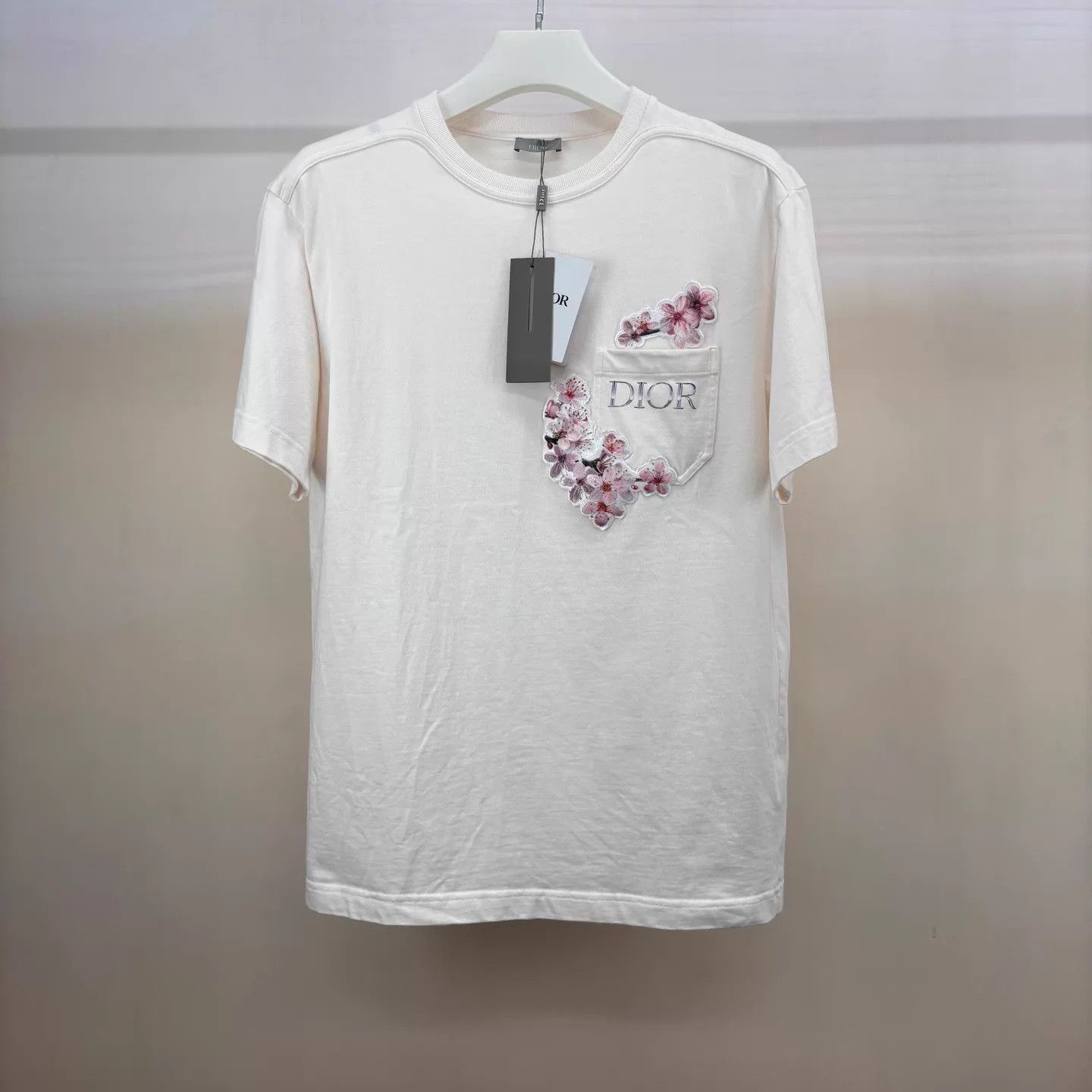 Dior Dior Flower Embroidered Logo SS T XL Unisex Size XL / US 12-14 / IT 48-50 - 1 Thumbnail