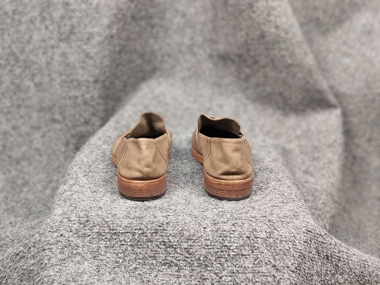 Elia Maurizi Elia Maurizi Design Premium leather beige Loafers Size US 7.5 / IT 37.5 - 9 Thumbnail