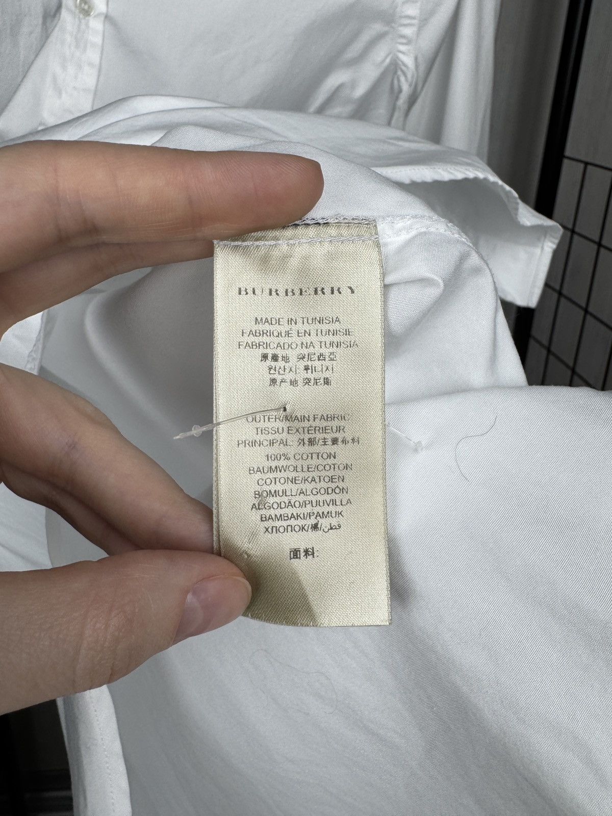 Burberry Burberry London Modern fit white long sleeve shirt sz 15 38 Size US S / EU 44-46 / 1 - 13 Thumbnail