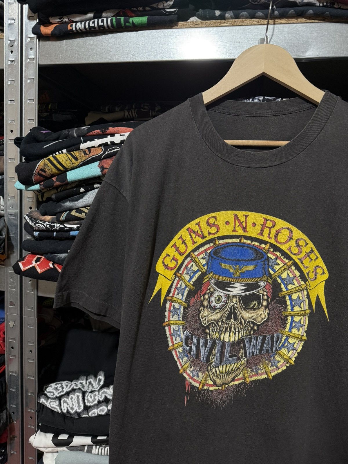 Vintage Vintage Guns N Roses Get In The Ring 1991 1992 Rock T-Shirt Size US XL / EU 56 / 4 - 3 Thumbnail