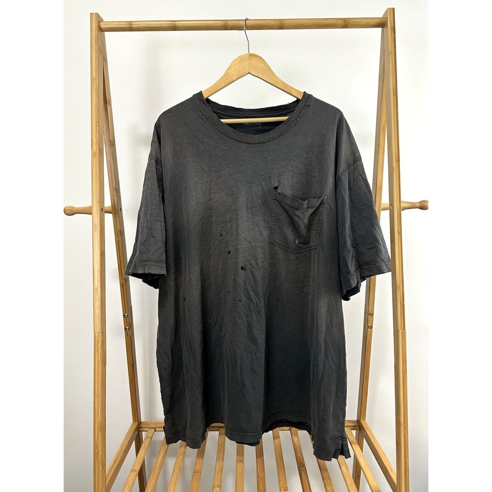 Vintage Duluth T-Shirt 3XL Black Cotton Pocket Distressed VTG Gradient Sun Faded Worn Down Grunge Workwear Mens Shirt Size US XXL / EU 58 / 5 - 2 Thumbnail