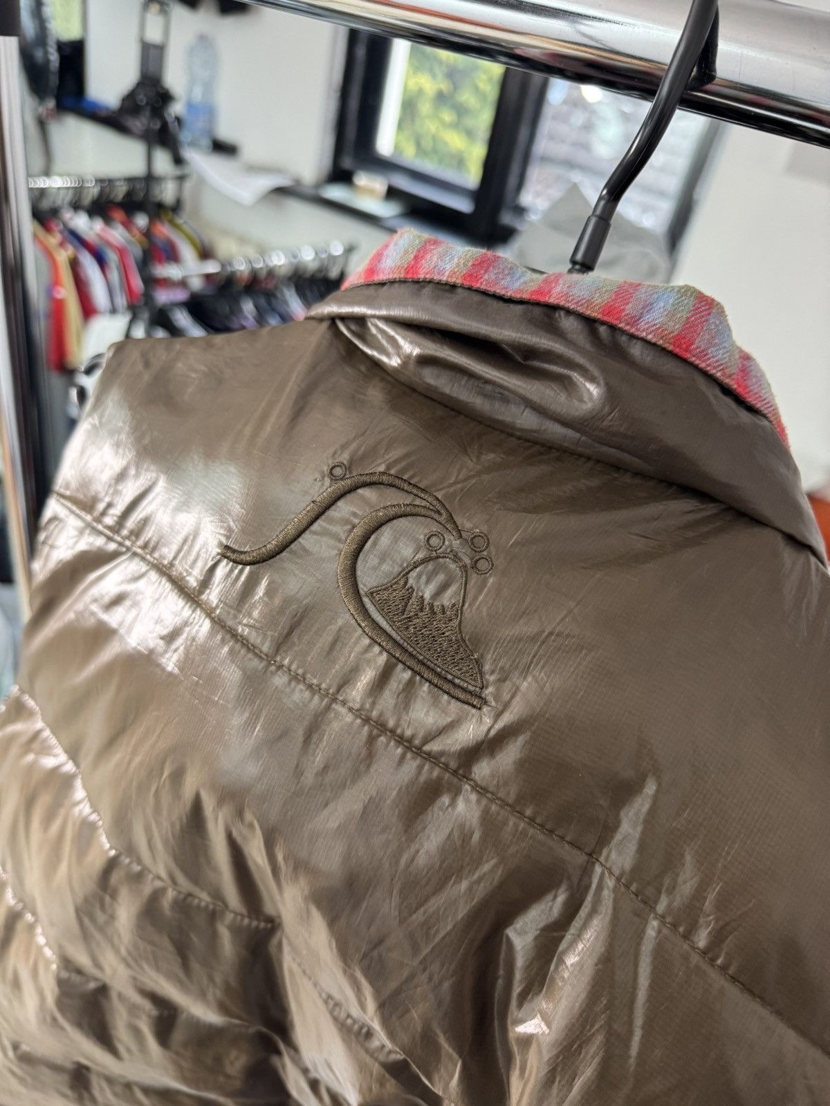 Quiksilver × Vintage Vintage Brown Puffer Vest Shiny Y2k skate swag hooks up drip Size US M / EU 48-50 / 2 - 14 Thumbnail