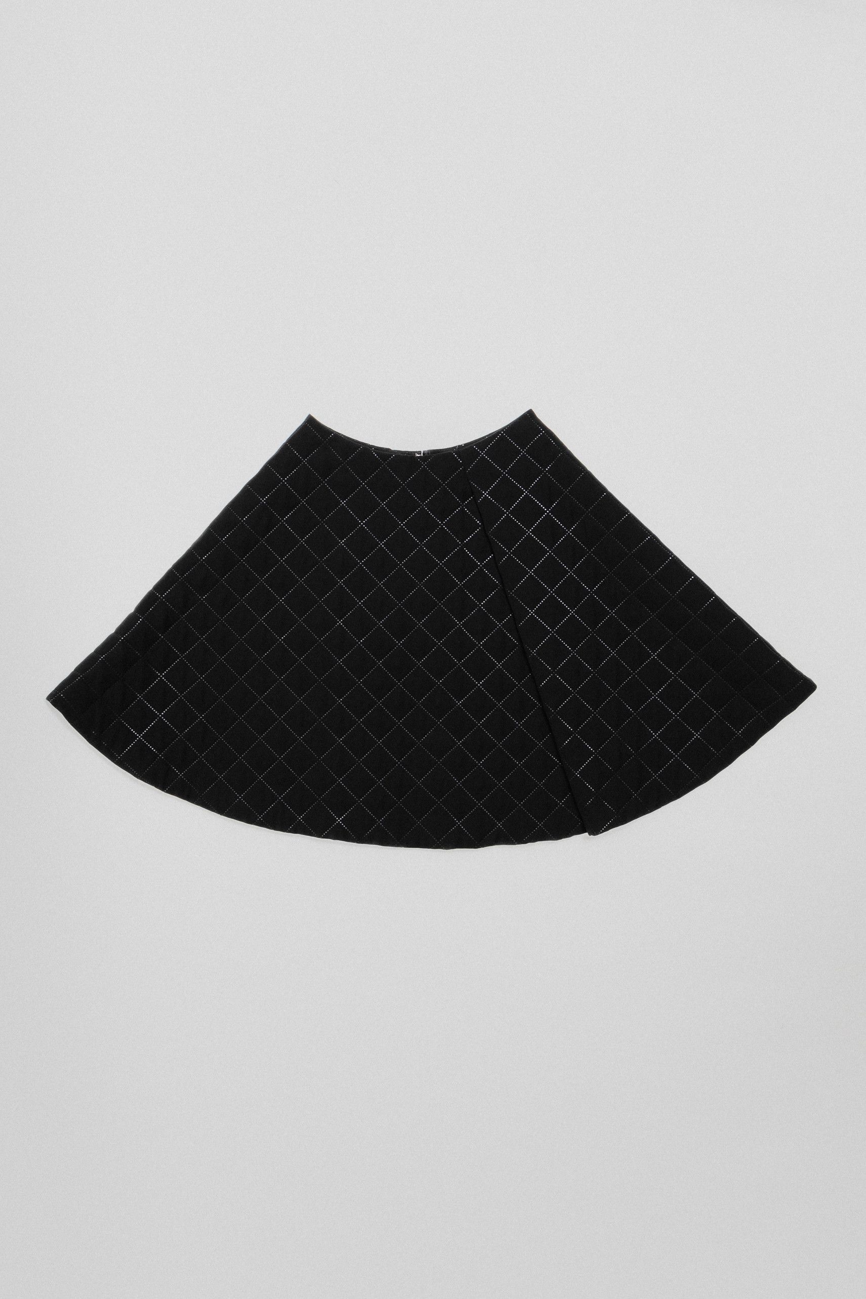 image of Noir Kei Ninomiya Fw14 Diamond Pattern Padded Skirt in Black, Women's (Size 26)