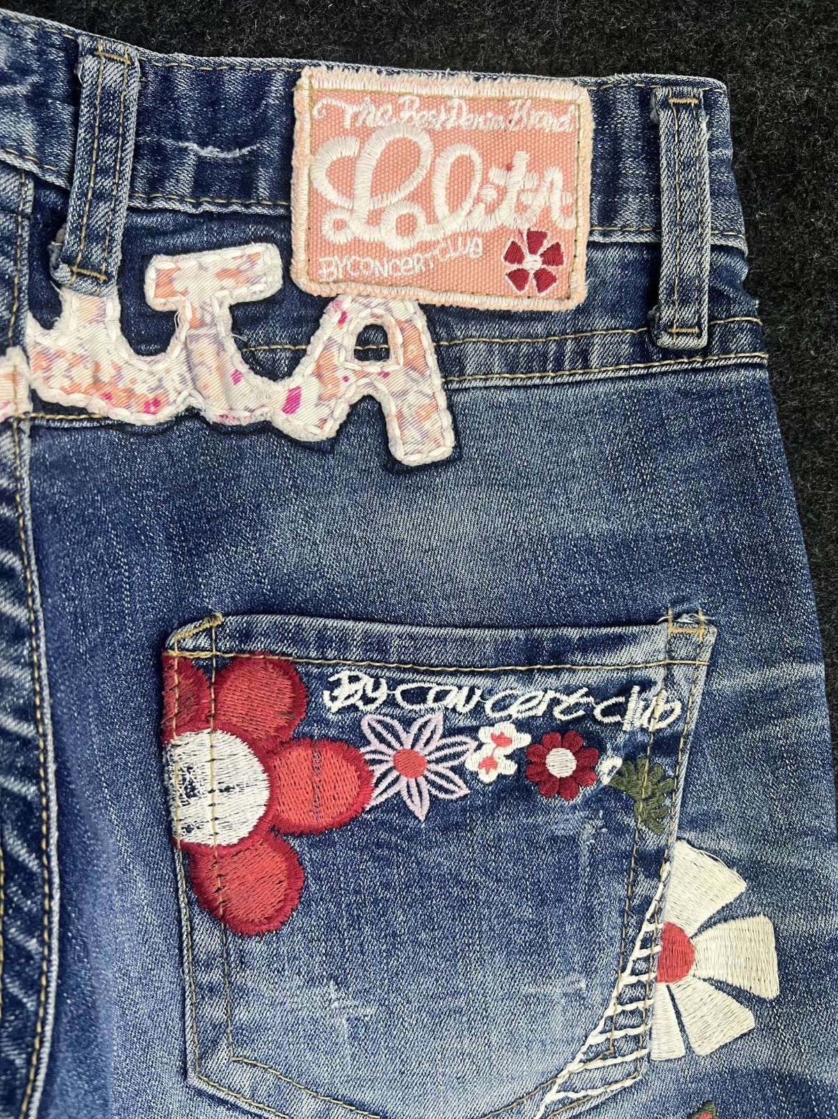 If Six Was Nine Lolita Floral Embroidery Flare Jeans Like Red Pepper Size US 31 - 7 Thumbnail