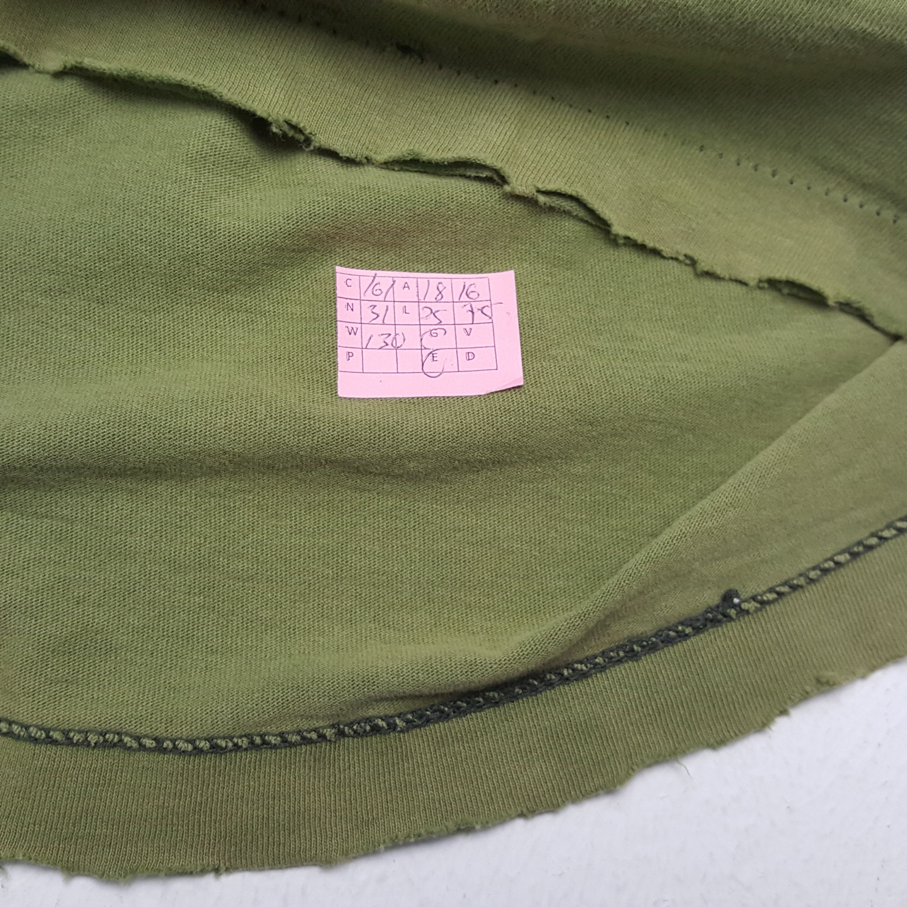 Stussy STUSSY DELUXE Vintage Streetwear Style Distressed Tshirt Size US S / EU 44-46 / 1 - 5 Thumbnail