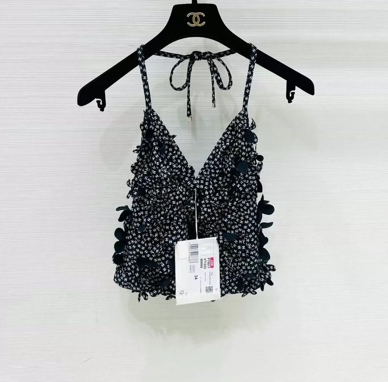 Chanel Chanel 25m beach series three-dimensional small flower ful Size XXS / US 00 / IT 34 - 1 Thumbnail