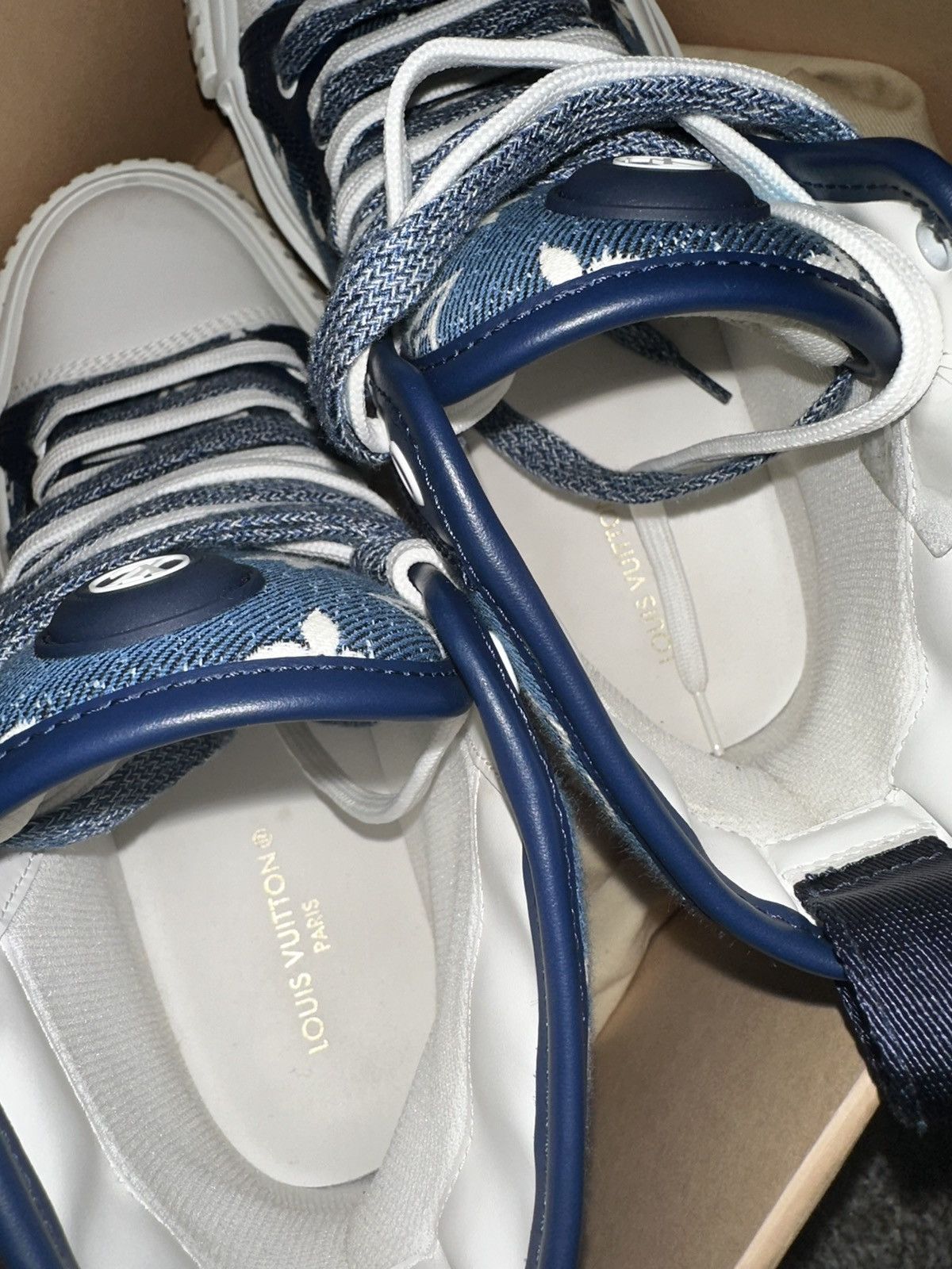 Louis Vuitton Louis Vuitton Monogram Denim Hightop Sneaker Size US 9 / IT 39 - 8 Thumbnail
