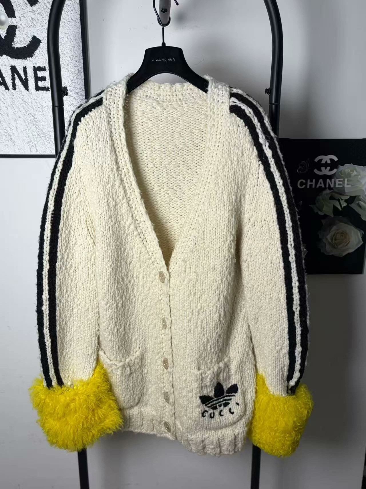 Gucci Gucci Collab White Sweater S Women Size S / US 4 / IT 40 - 1 Thumbnail