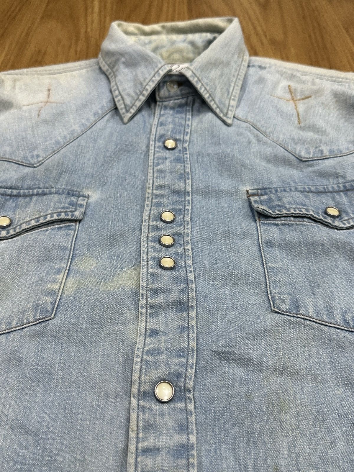 Needles Needles By Nepenthes Cross Sewn Chambray Pearl Button-Up Size US L / EU 52-54 / 3 - 5 Thumbnail