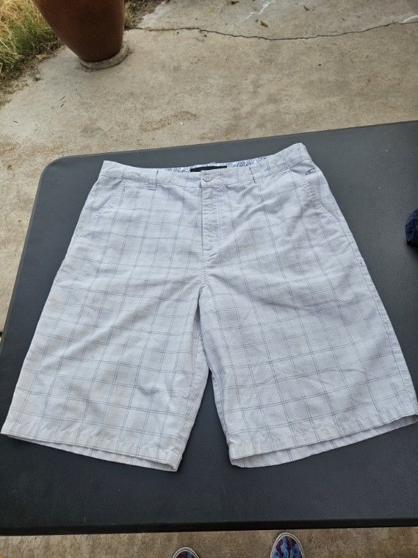 O'Neill O'Neil Chino Shorts Size US 36 / EU 52 - 1 Thumbnail