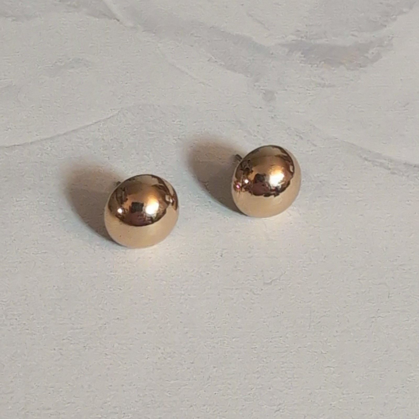 Vintage VTG 1980s Cute As a Button Gold-Tone Pierced Stud Earrings Size ONE SIZE - 4 Thumbnail