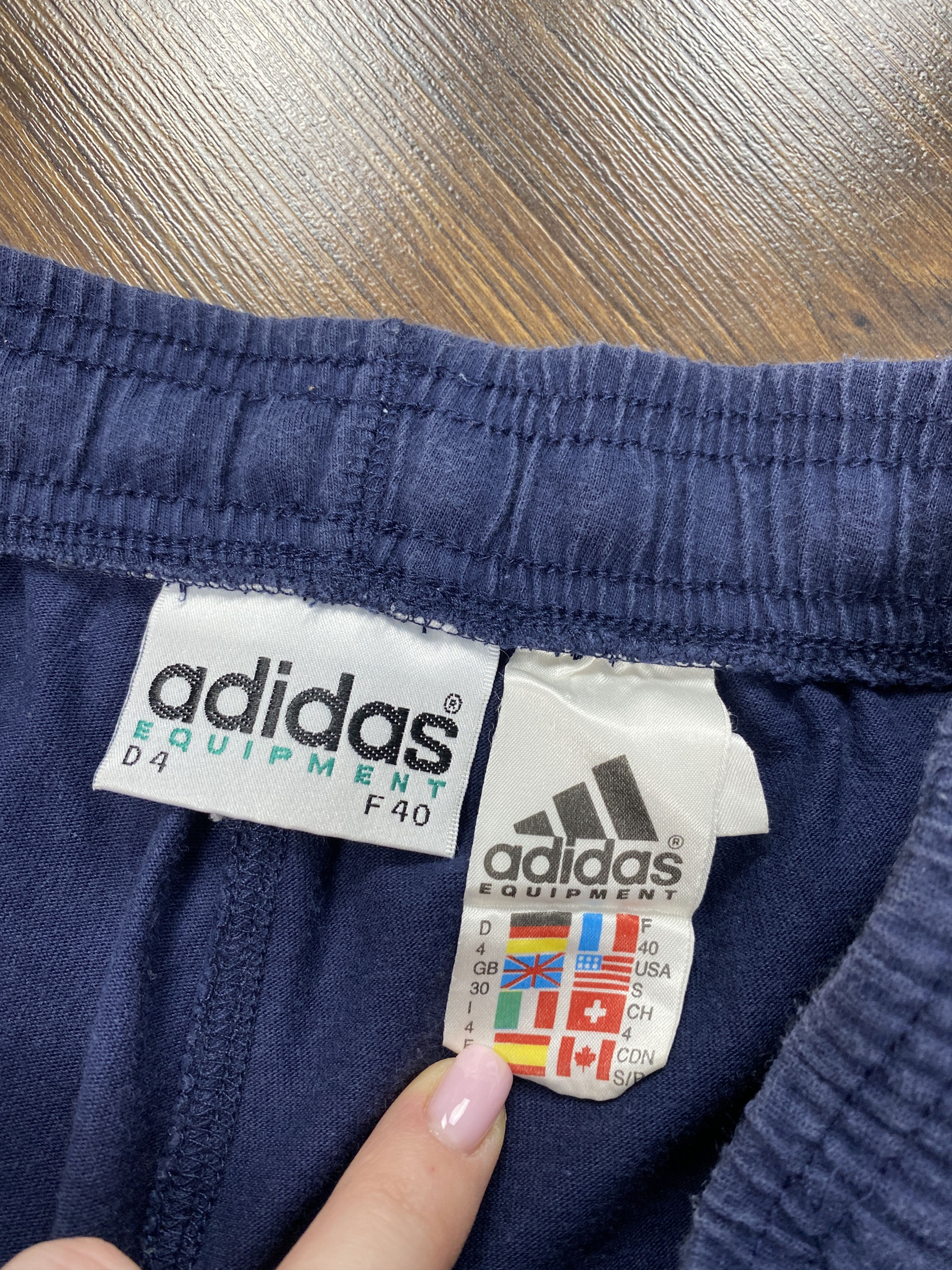 Adidas Adidas Equipment Vintage mens cotton shorts Size US 30 / EU 46 - 6 Thumbnail