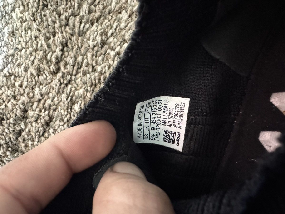Adidas Adidas NMD R1 (2021) Size US 9.5 / EU 42-43 - 7 Thumbnail