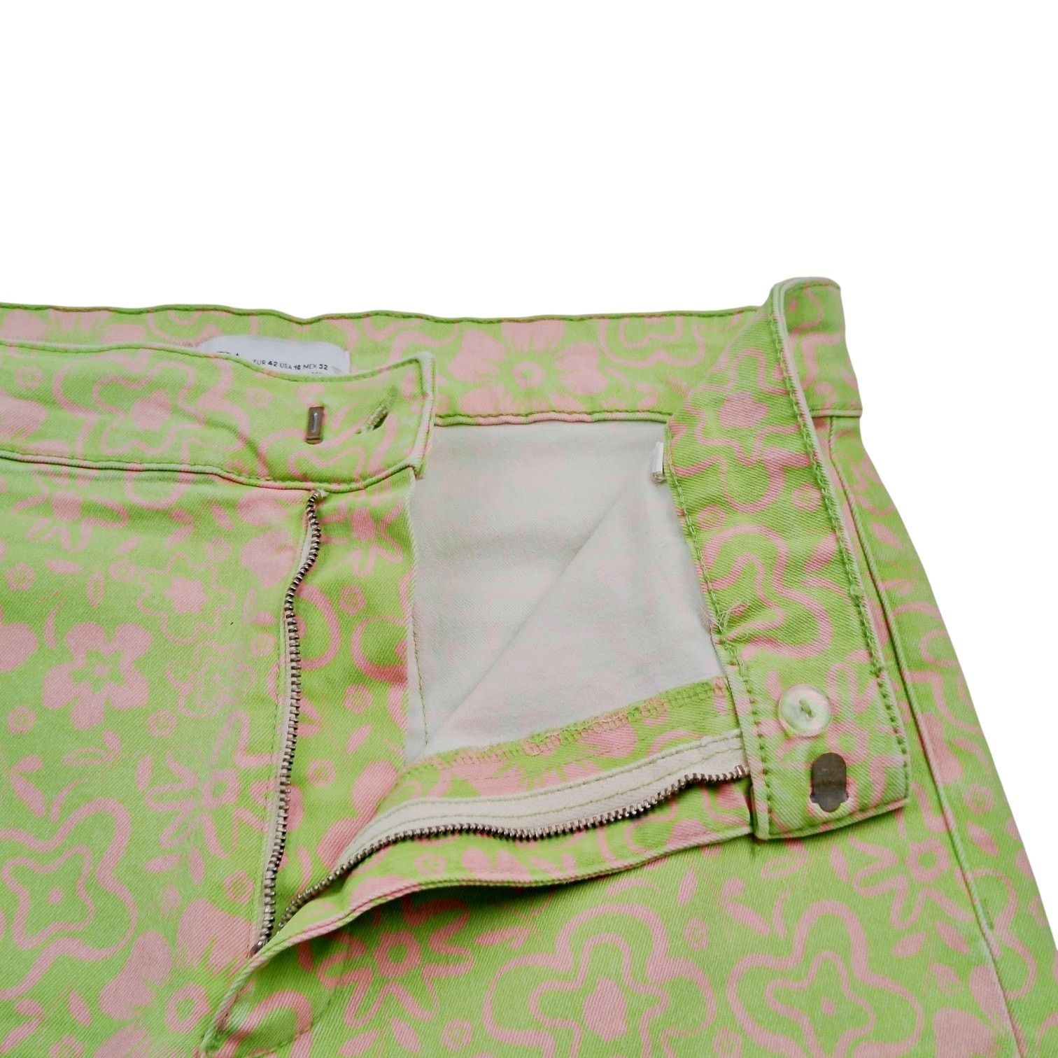 Zara Zara Kick Flare Jeans Green Floral High Rise Crop Raw Hem Size 32" / US 10 / IT 46 - 5 Thumbnail