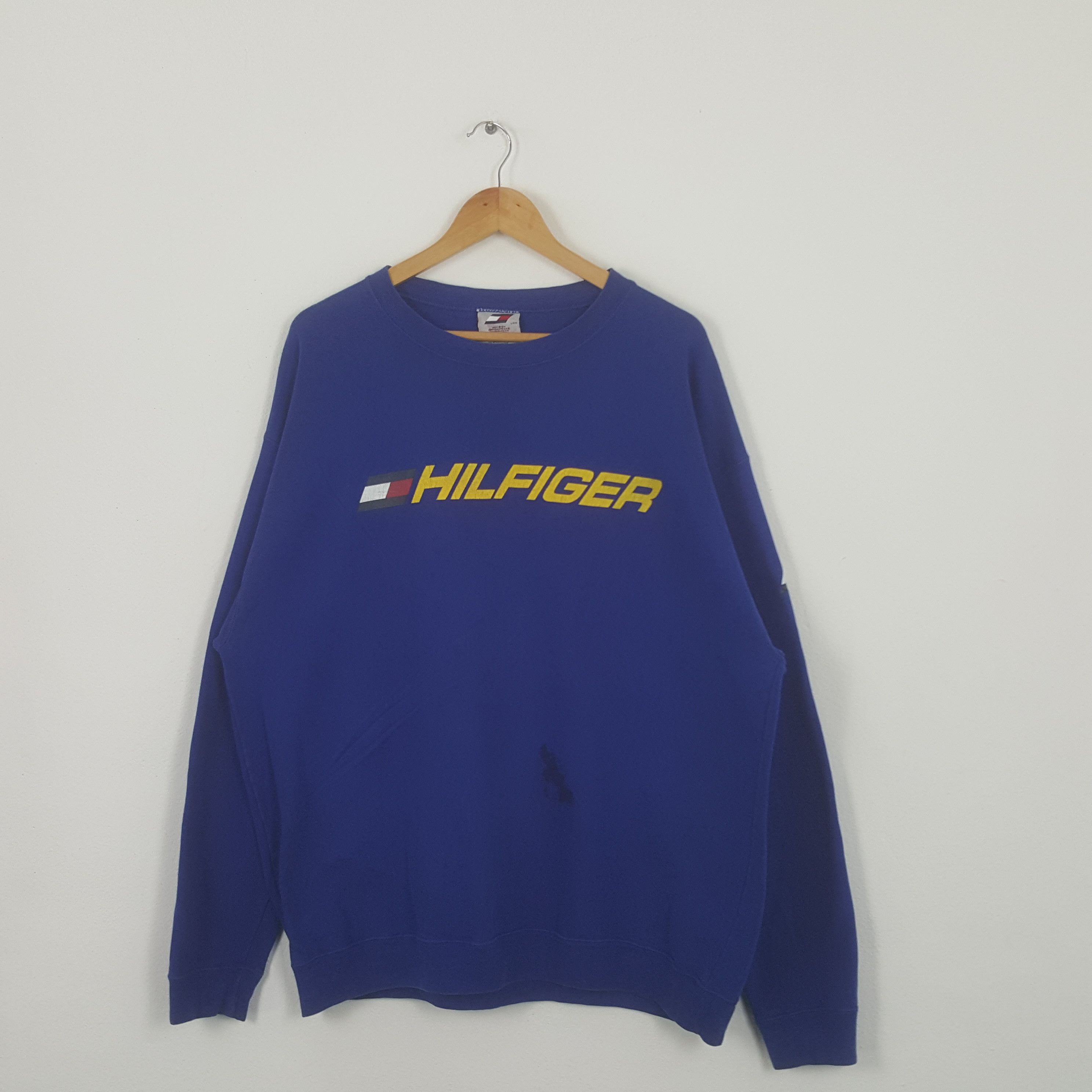 Vintage Tommy Hilfiger Center Spellout Logo Sweatshirt