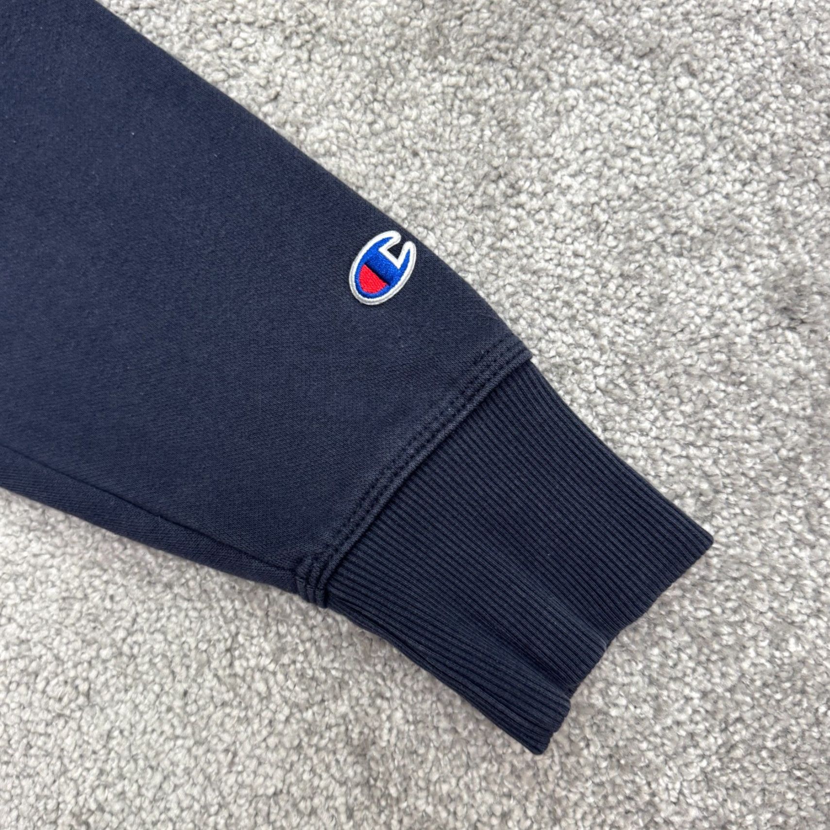 Champion Champion Hoodie Pullover Mens Small Navy Blue Fleece All Seasons Hooded Sweatshirt Sports Activewear Size US S / EU 44-46 / 1 - 5 Thumbnail
