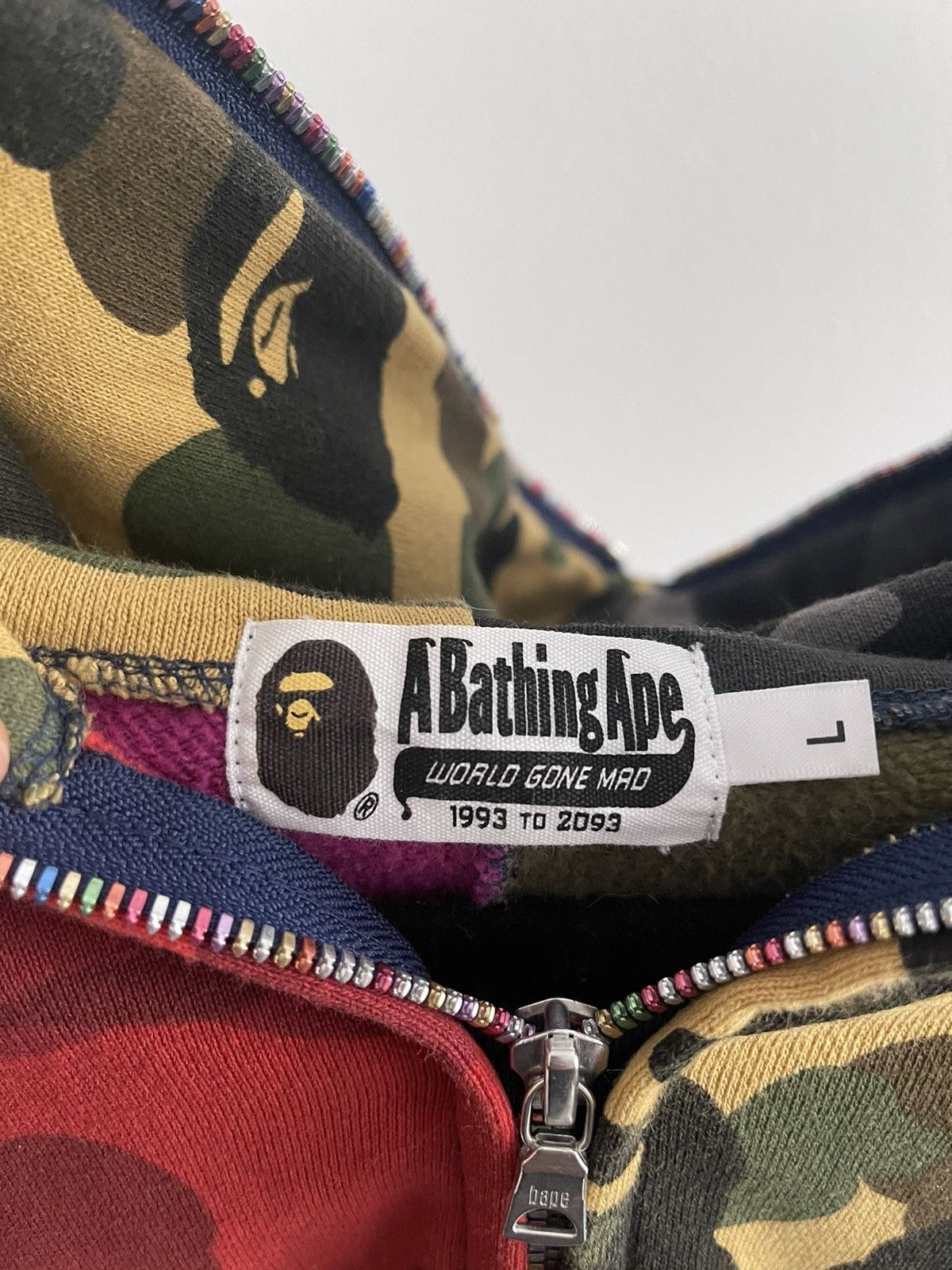Bape Bape multi camo shark hoodie Size US L / EU 52-54 / 3 - 7 Thumbnail