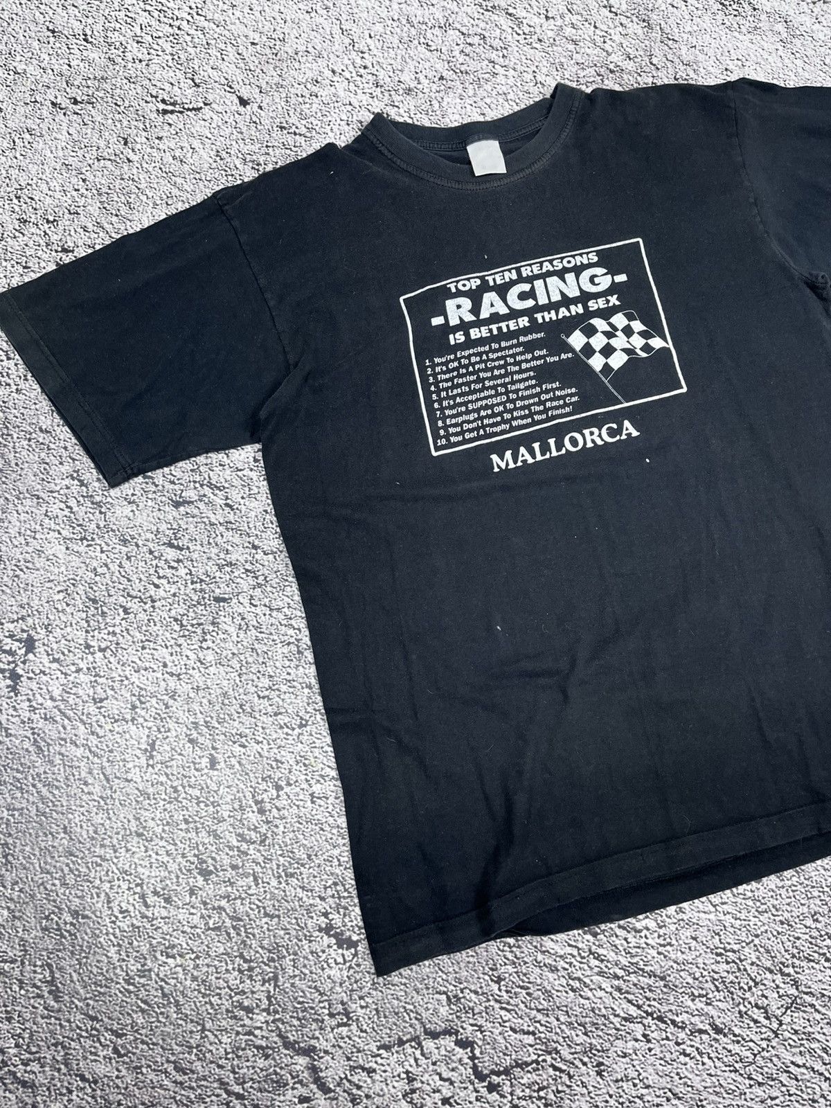 Vintage Vintage Faded Mallorca Racing Logo T Shirt size Xl Size US XL / EU 56 / 4 - 2 Thumbnail