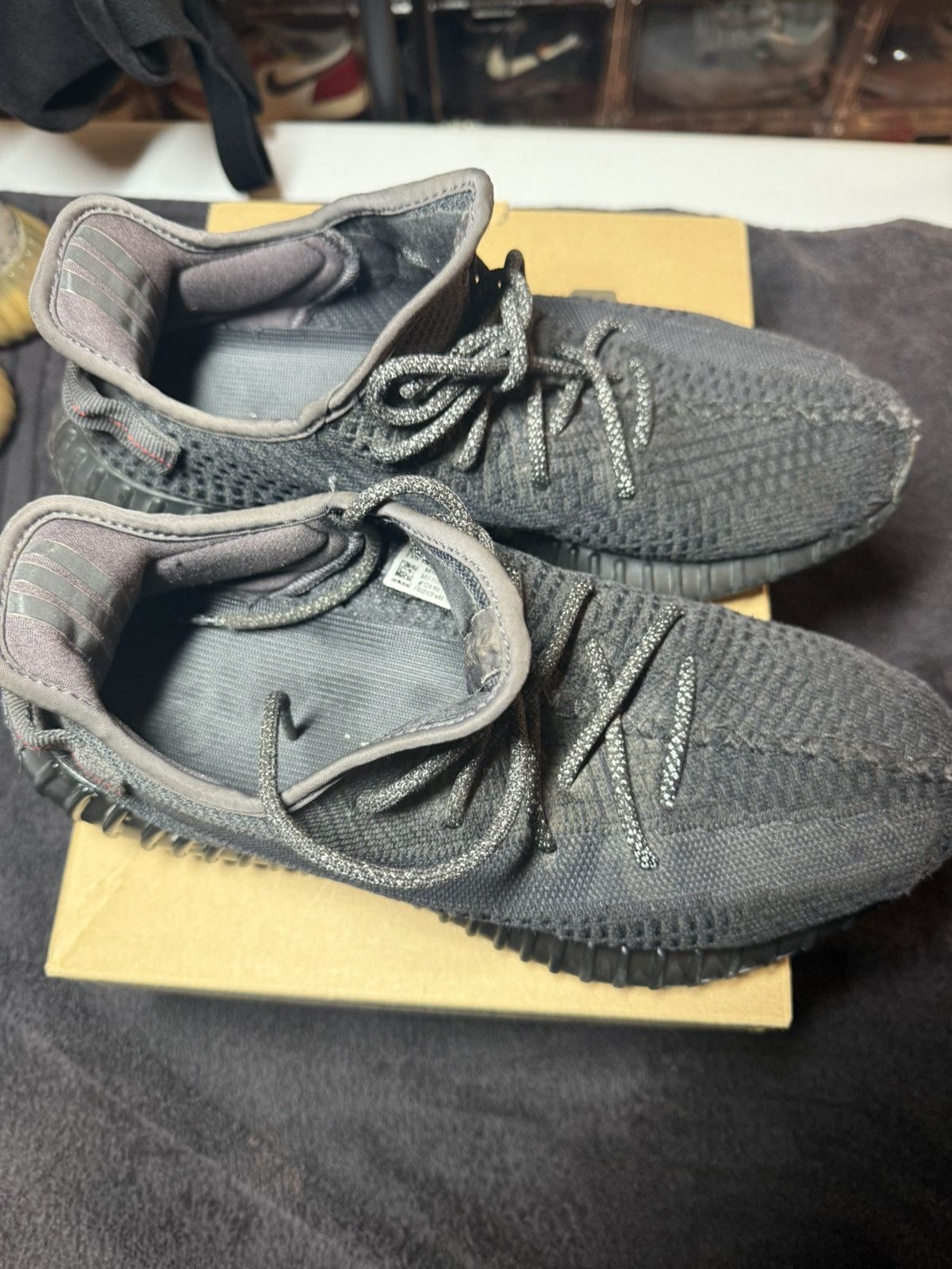 Adidas × Kanye West Adidas yeezy boost 350 v2 BLACK Size US 10.5 / EU 43-44 - 6 Thumbnail