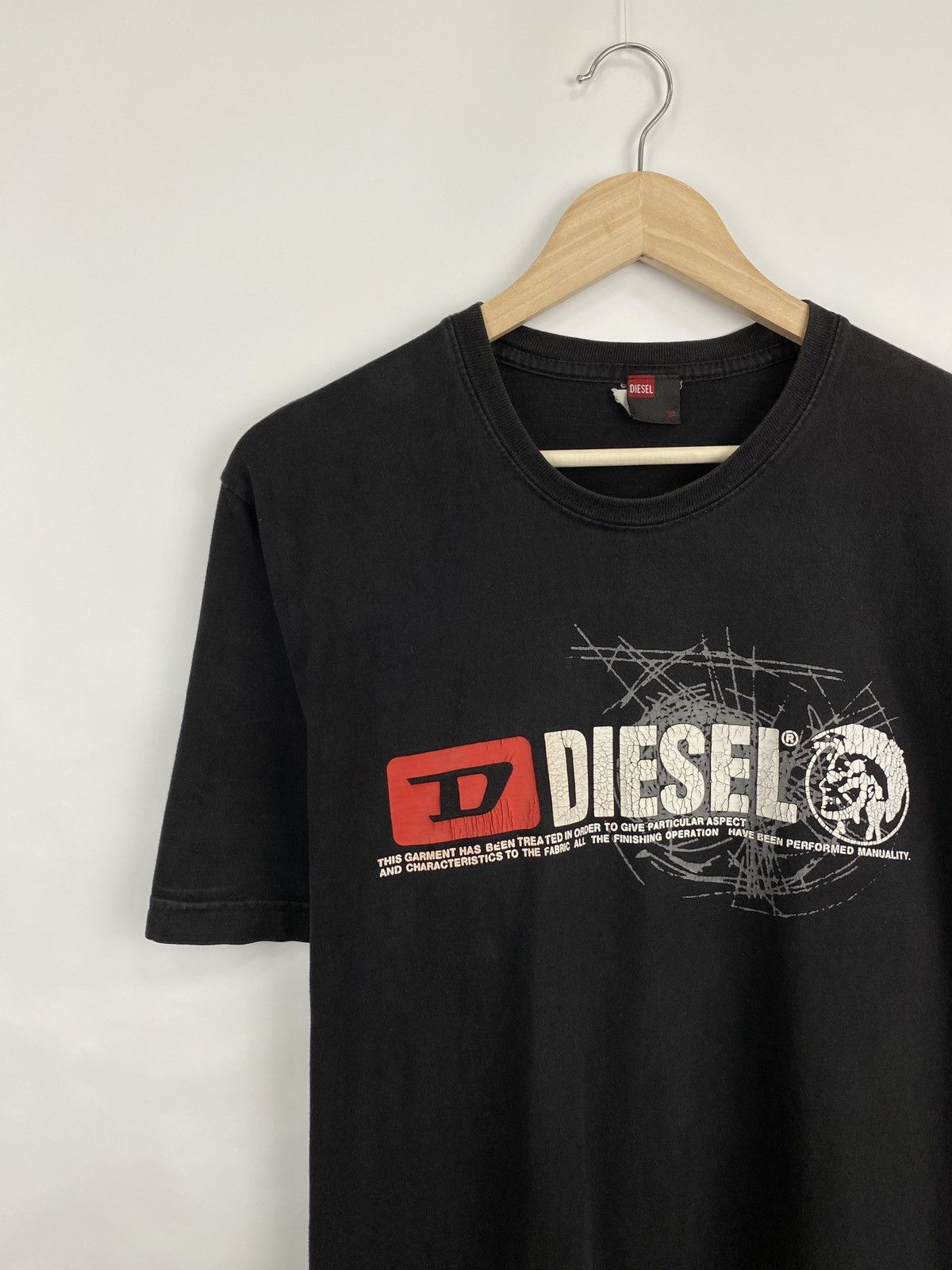 Diesel × Japanese Brand 🇺🇸 Vintage 90s Diesel Punk Rock Men Big logo T-Shirt Retro Size US L / EU 52-54 / 3 - 2 Thumbnail