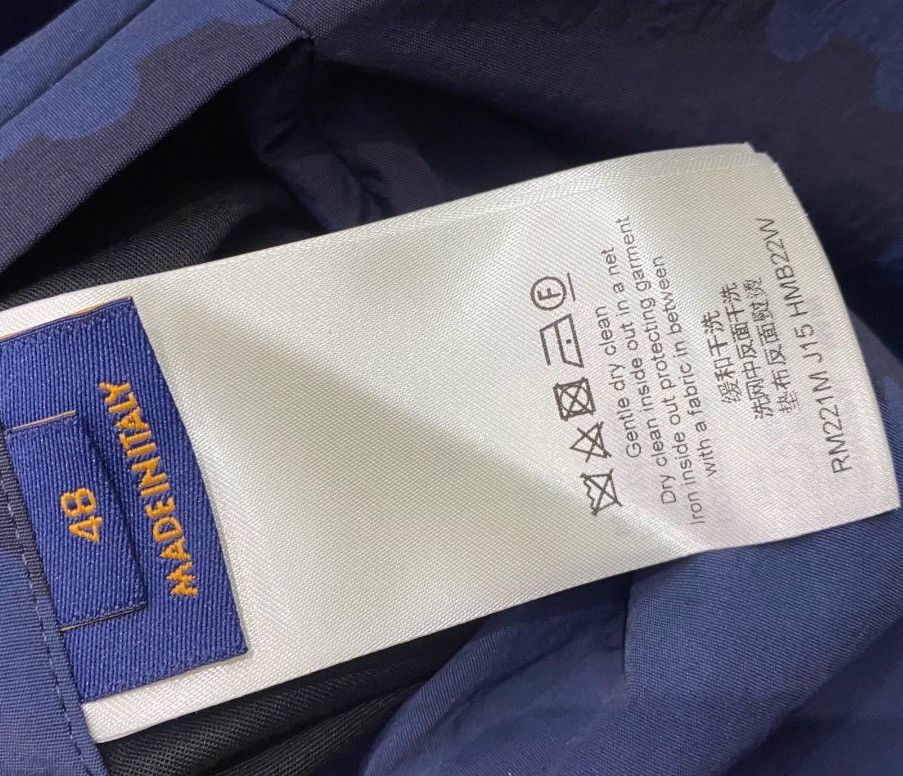 Louis Vuitton Louis Vuitton Blue checkerboard patchwork hood2412-Nextarrow Size US M / EU 48-50 / 2 - 5 Thumbnail