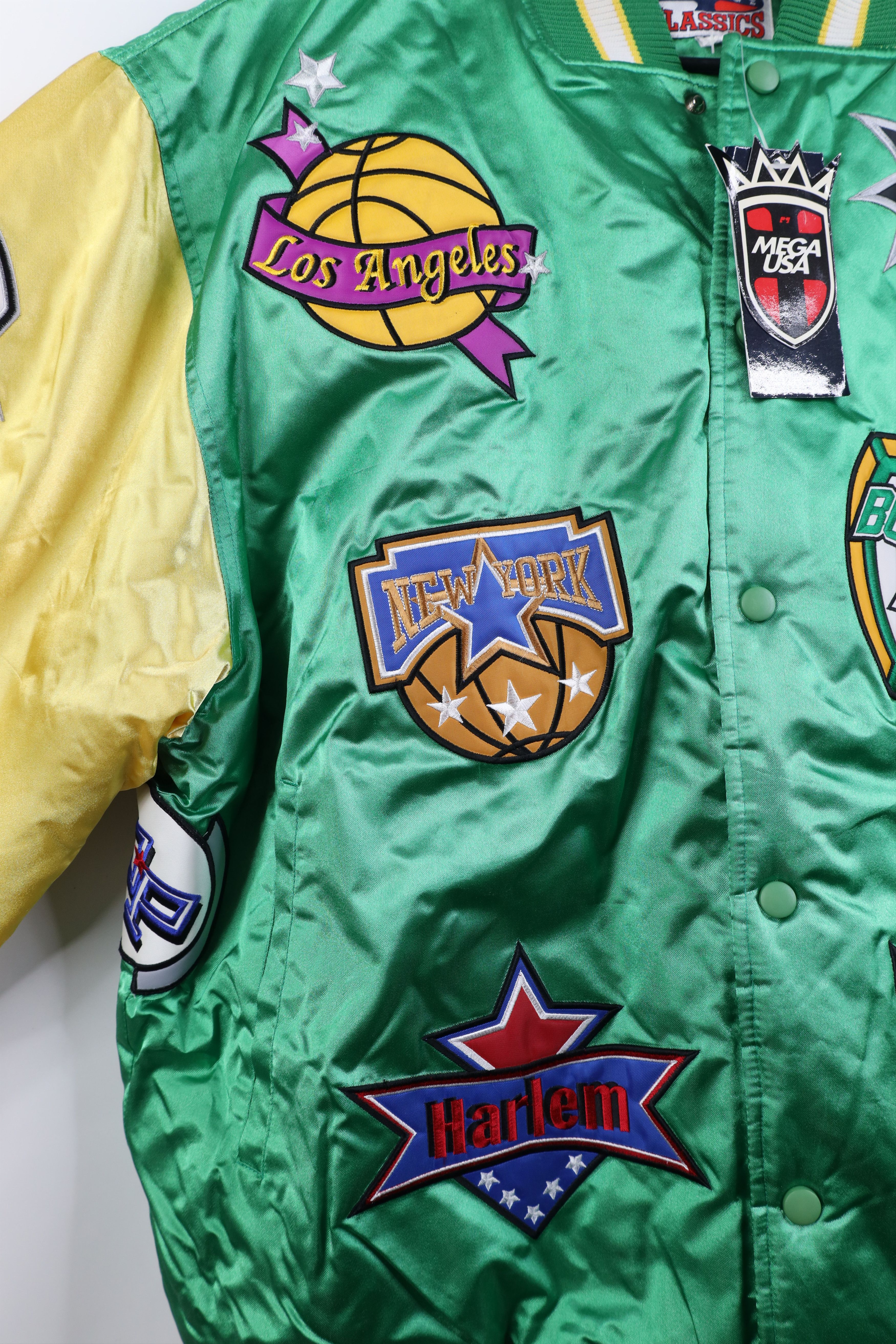 Vintage Deadstock Vintage 90s Quilted Satin Bomber Jacket Green Size US XXL / EU 58 / 5 - 7 Thumbnail