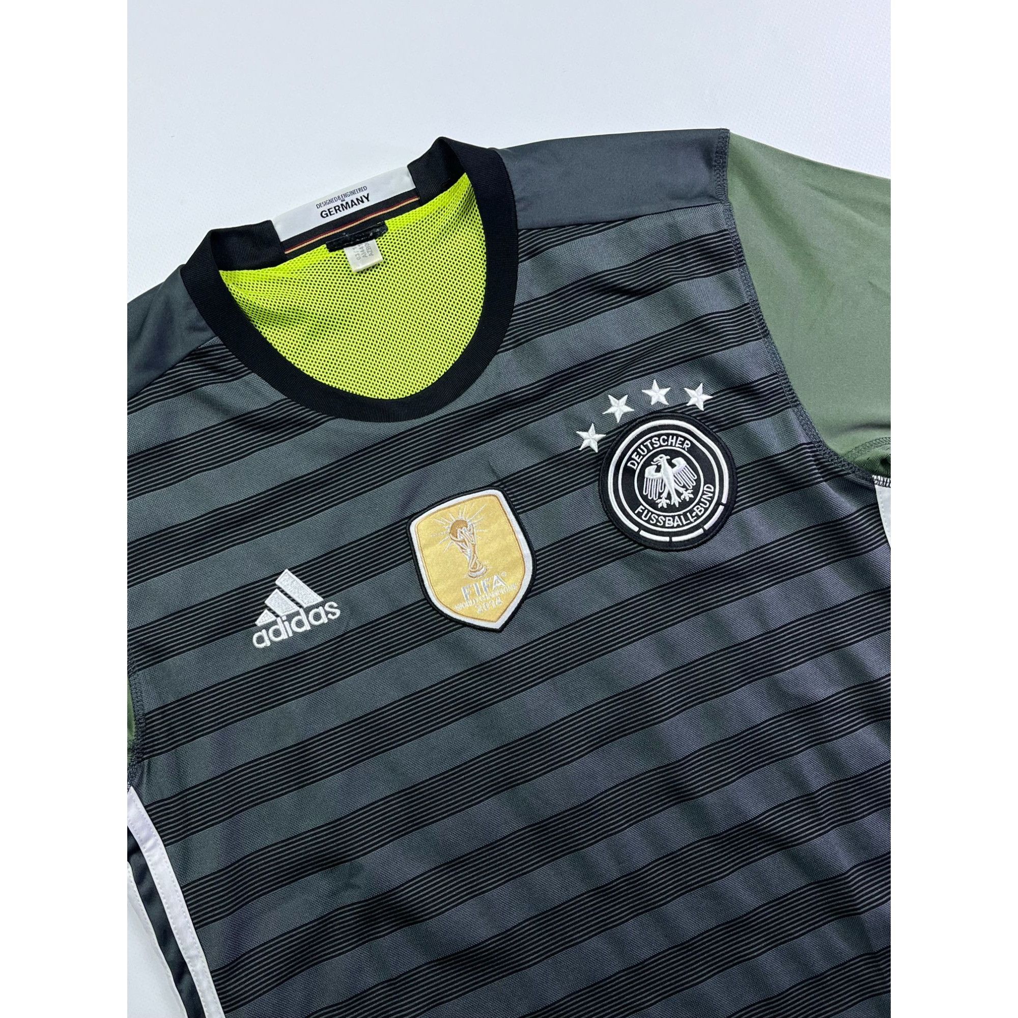 Adidas Adidas Germany 2016 Away Jersey Size US S / EU 44-46 / 1 - 2 Thumbnail