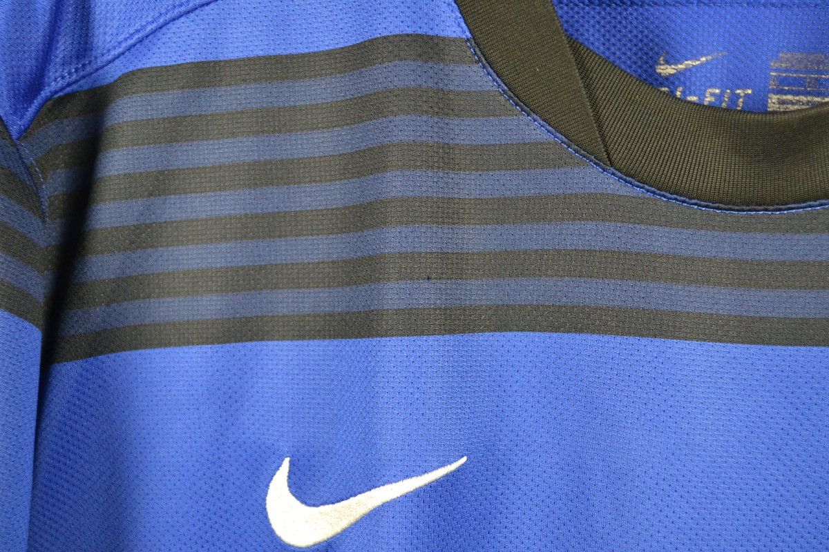 Nike Manchester United 2012 Away Football Shirt Nike Soccer Size US XL / EU 56 / 4 - 7 Thumbnail