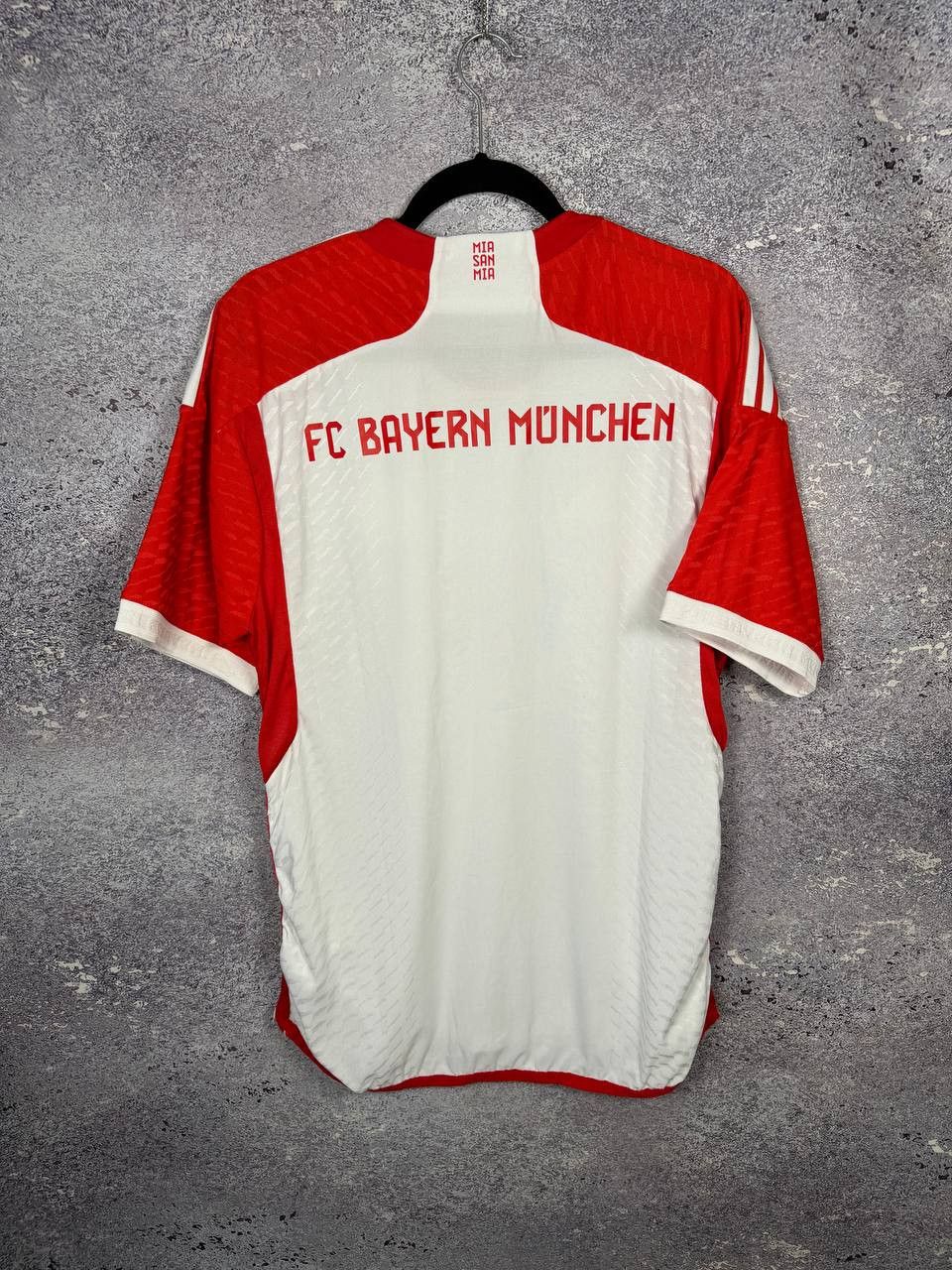 Vintage Bayern Munich 2023/24 Fan Soccer Jersey Streetwear 2XL Size US XXL / EU 58 / 5 - 13 Thumbnail