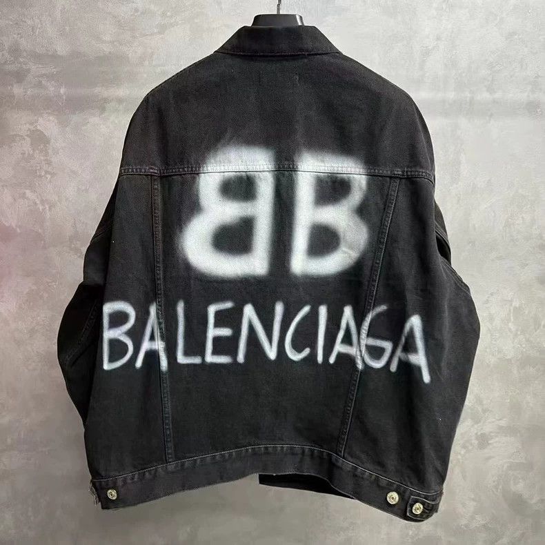 Balenciaga Balenciaga Black Solid Graffiti Single Breasted Lapel Long Size US S / EU 44-46 / 1 - 5 Thumbnail