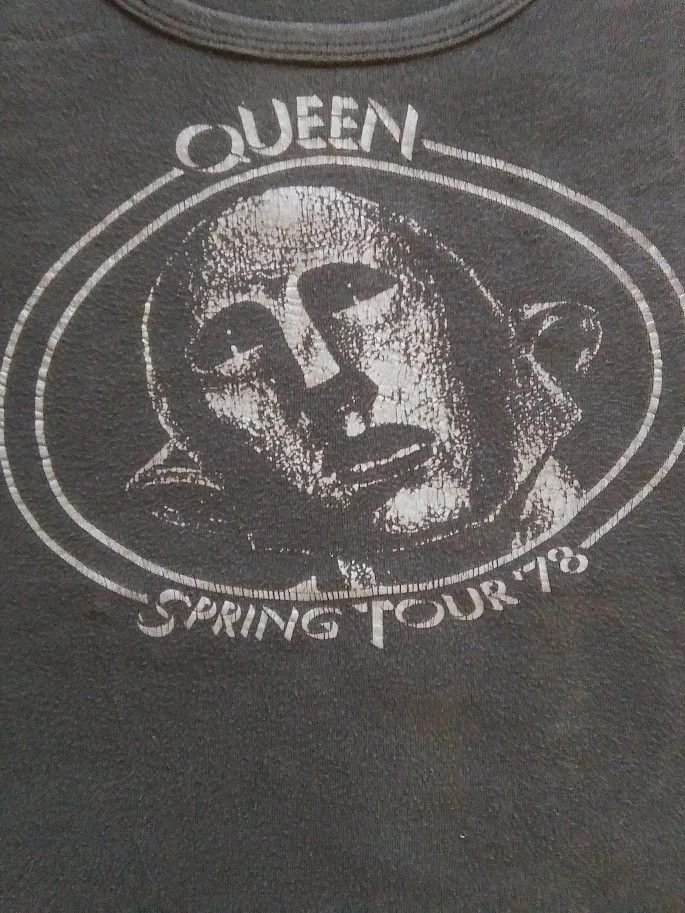 Band Tees Vintage Original Queen Band Spring Tour 1978 T-shirt Size US S / EU 44-46 / 1 - 2 Thumbnail