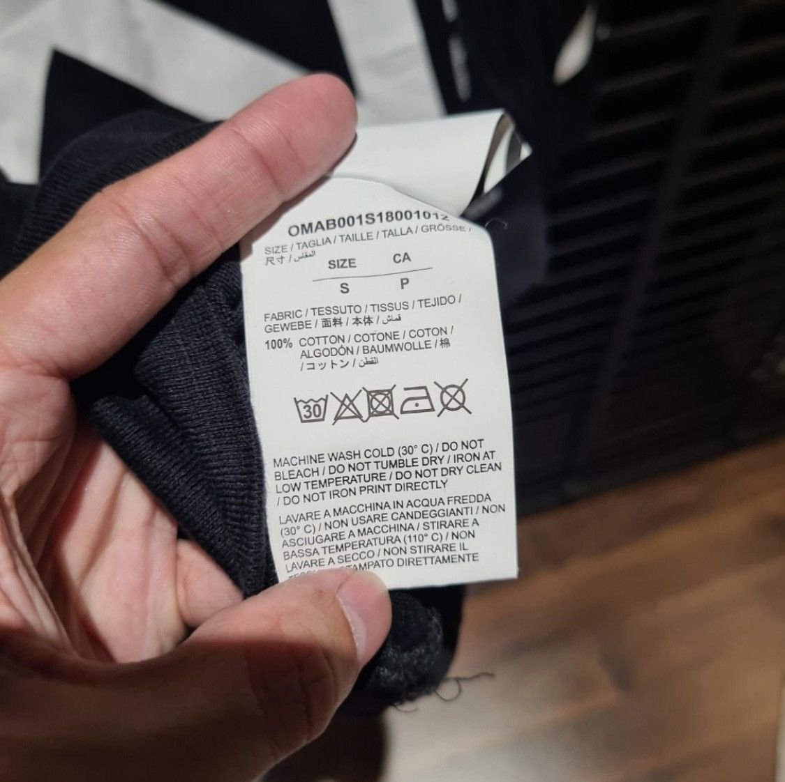 Off-White SS18 “Mona Lisa” Size US L / EU 52-54 / 3 - 7 Thumbnail
