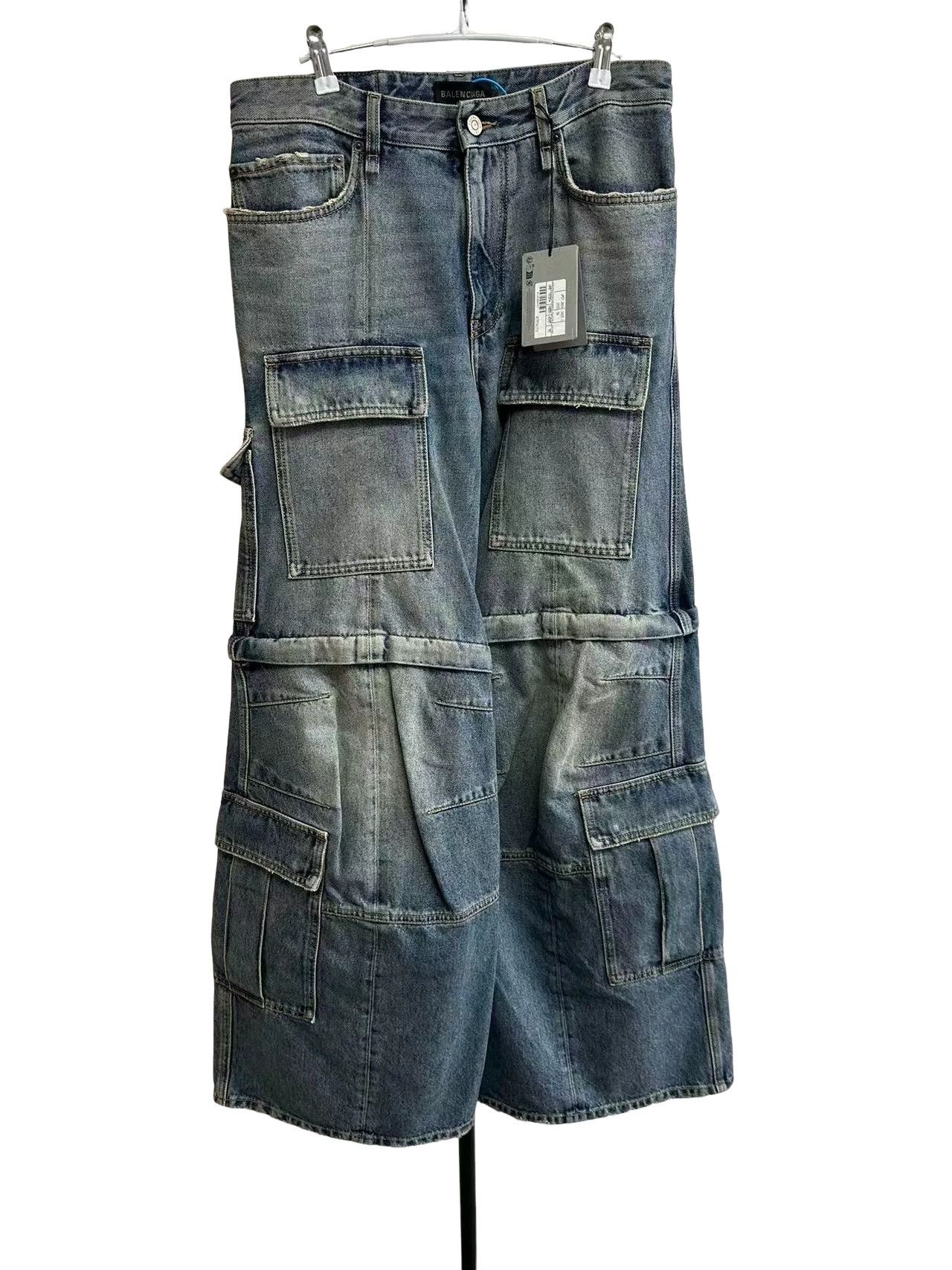 Balenciaga Balenciaga Bleached Flared Jeans XS Size US 28 / EU 44 - 1 Thumbnail
