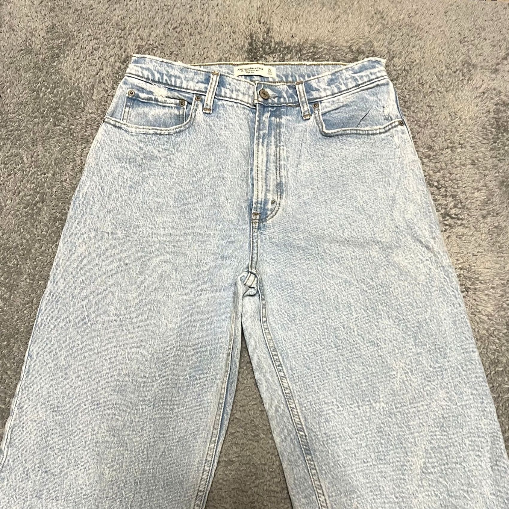 Abercrombie & Fitch VINTAGE Abercrombie & Fitch Jeans Womens 30 30x31 90s Relaxed High Rise Light Blue Regular Womensstaining at ankles Size 30" / US 8 / IT 44 - 3 Thumbnail
