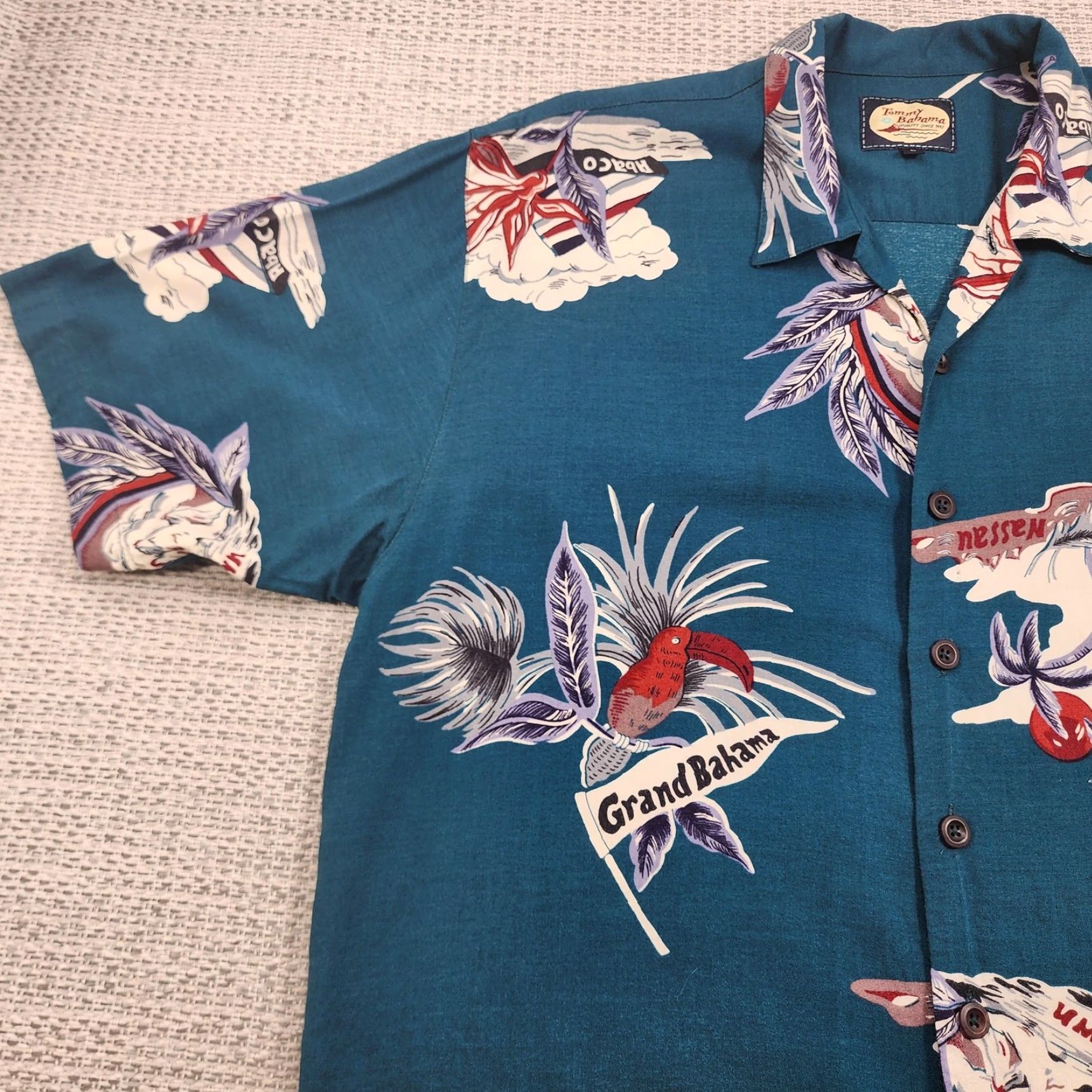 Tommy Bahama VINTAGE Tommy Bahama Shirt Mens Large Teal Hawaiian Aloha Parrot Print Camp Button Up Shirt Mens Large Blue Tropical Floral Short Sleeve Size US L / EU 52-54 / 3 - 3 Thumbnail