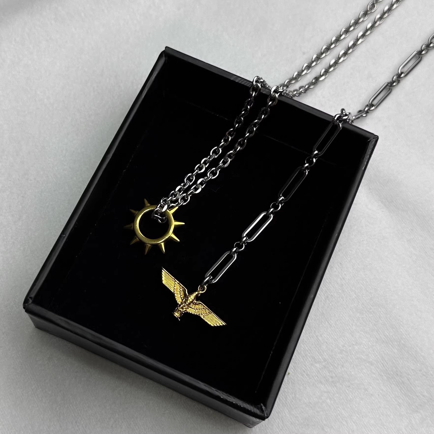VIBE Chrome Cross Necklace Vintage chain Size ONE SIZE - 1 Thumbnail
