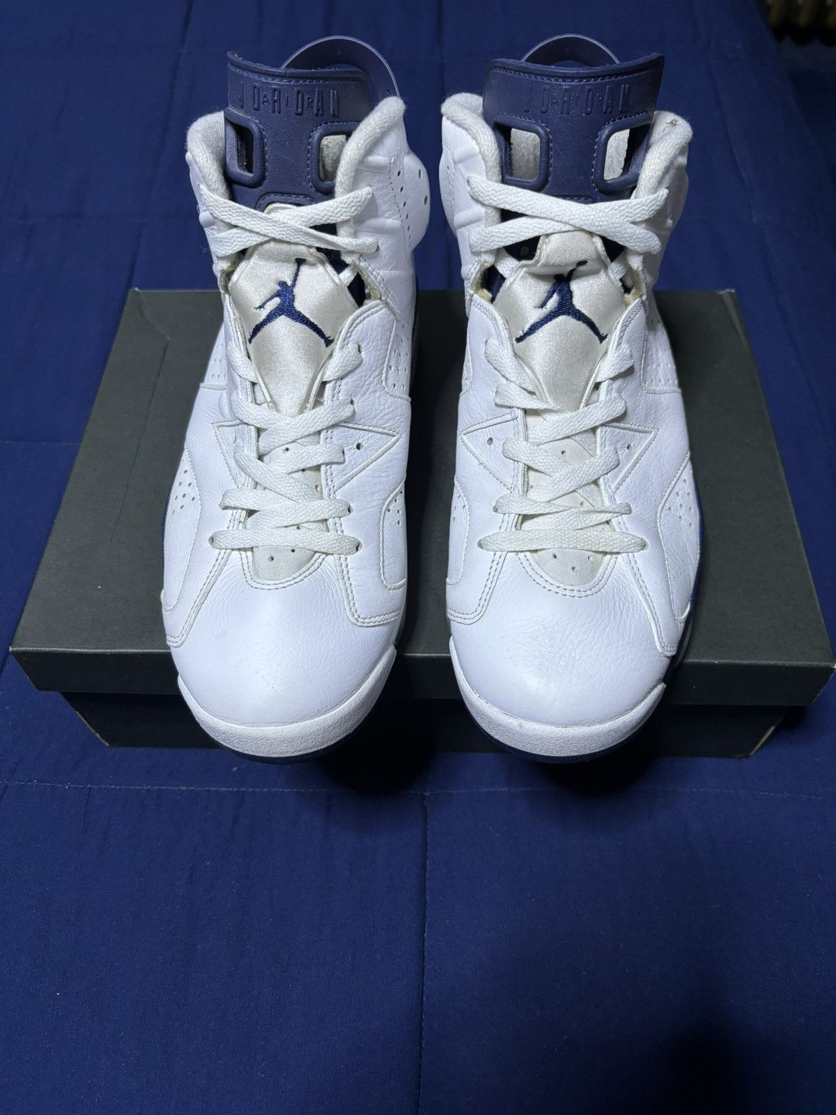 Jordan Brand Jordan 6 Retro Midnight Navy 2022 Size 10.5 Size US 10.5 / EU 43-44 - 1 Thumbnail